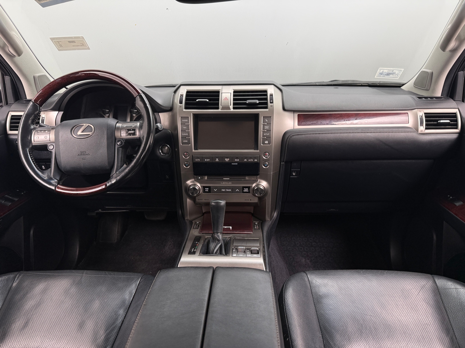 Thumbnail: 2016 Lexus GX - 2