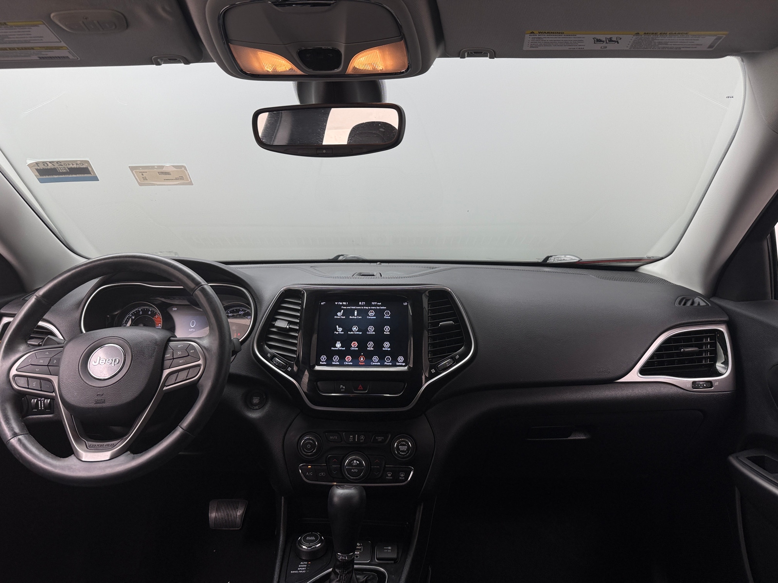 Thumbnail: 2019 Jeep Cherokee - 3