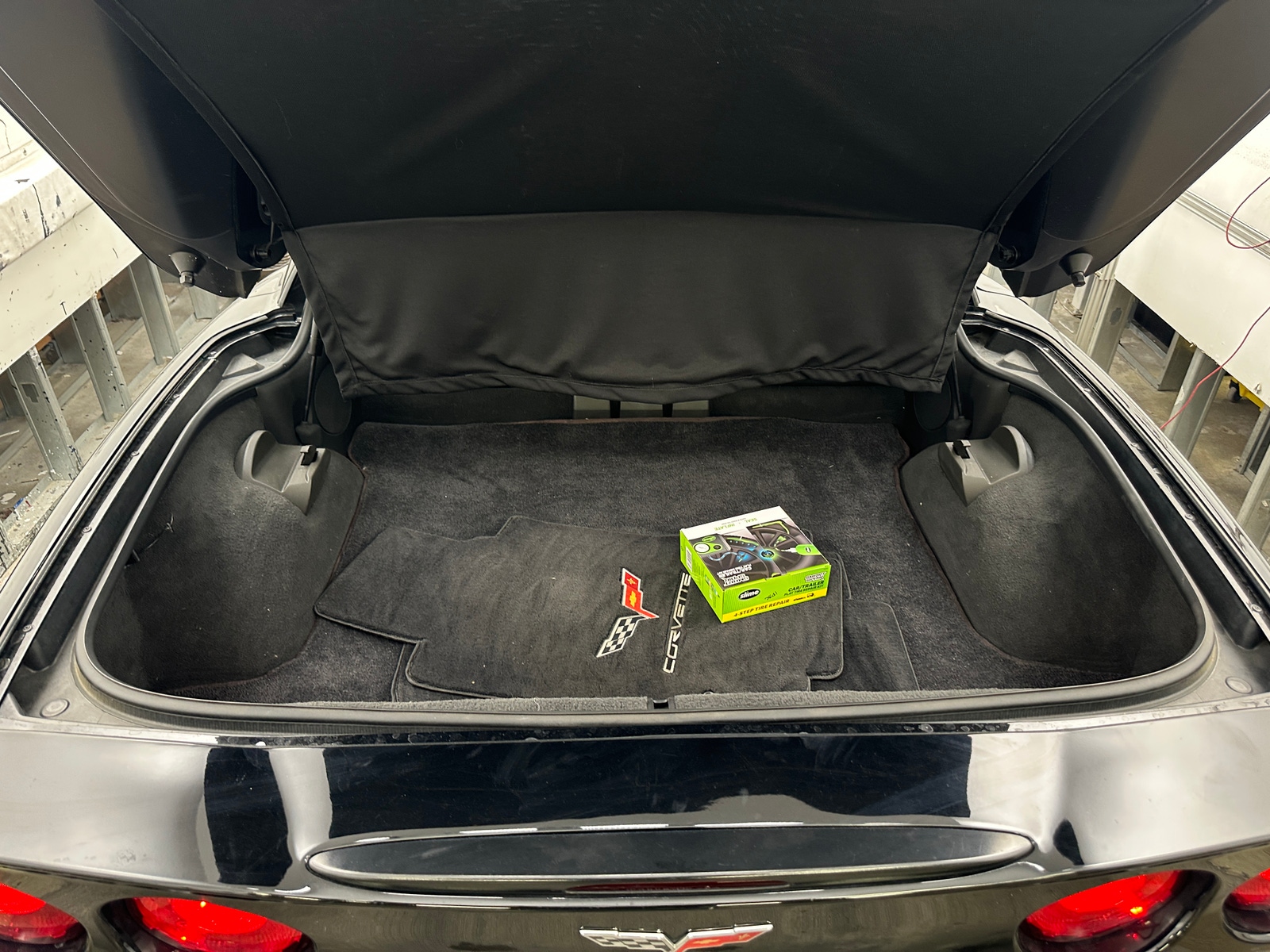 Thumbnail: 2010 Chevrolet Corvette - 4