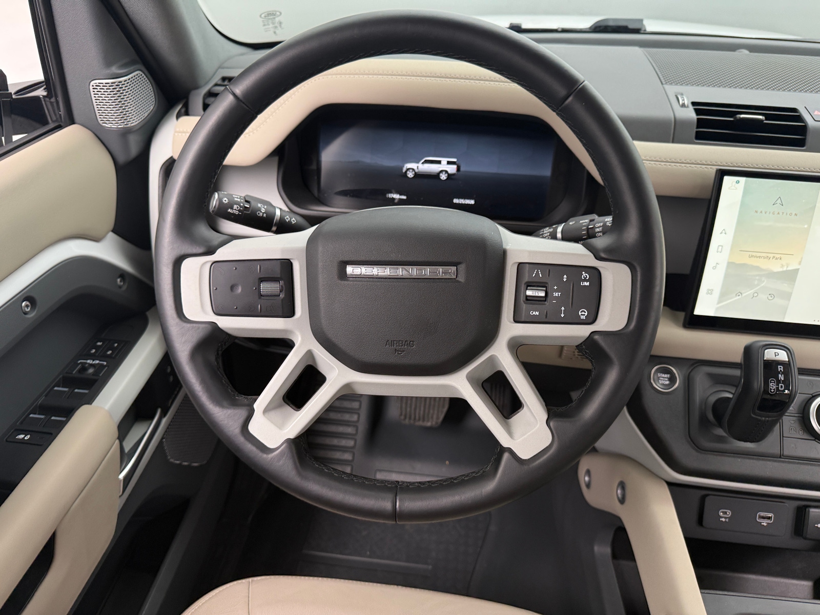 Thumbnail: 2024 Land Rover Defender - 4