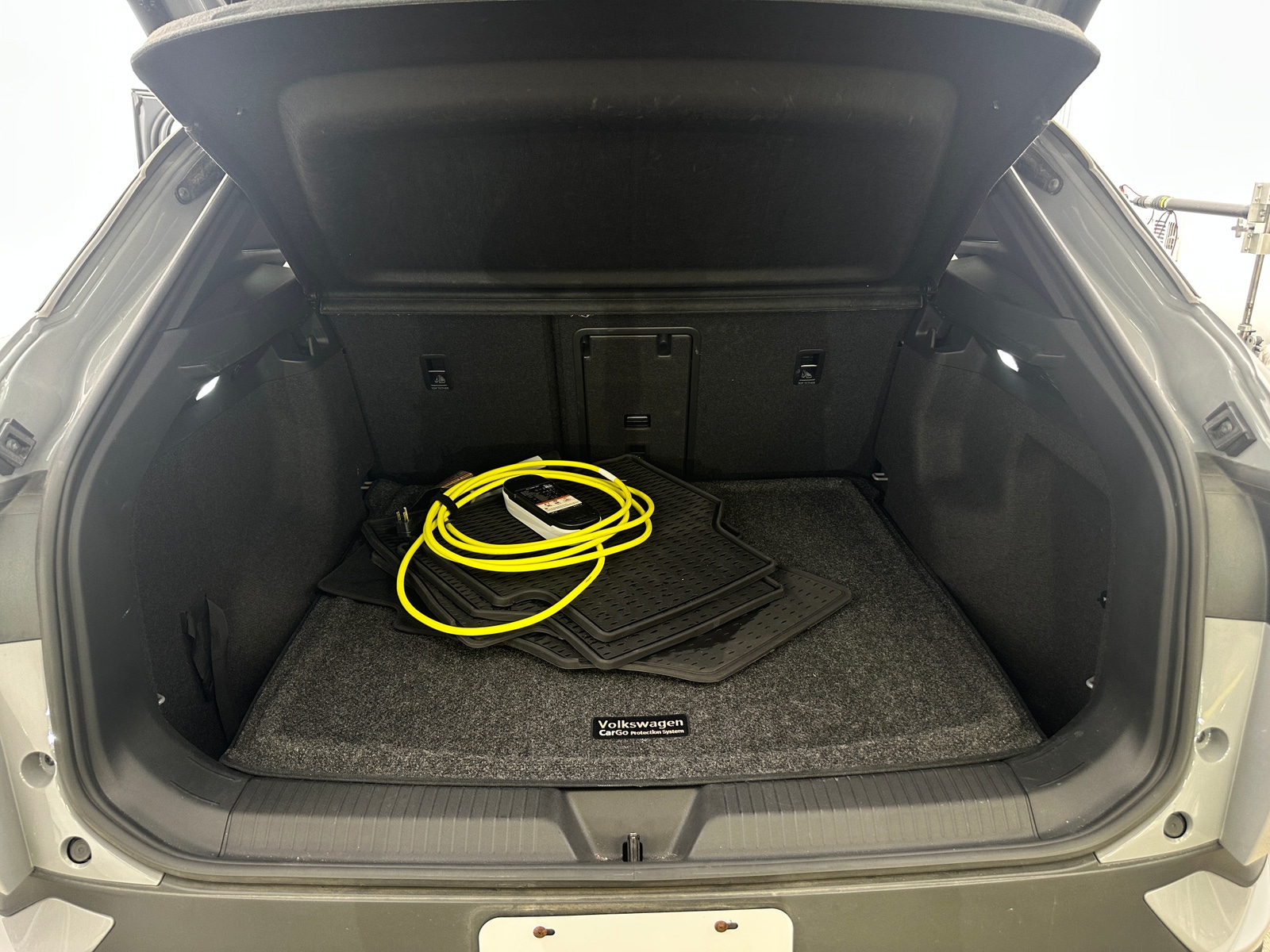 Thumbnail: 2022 Volkswagen ID.4 - 6