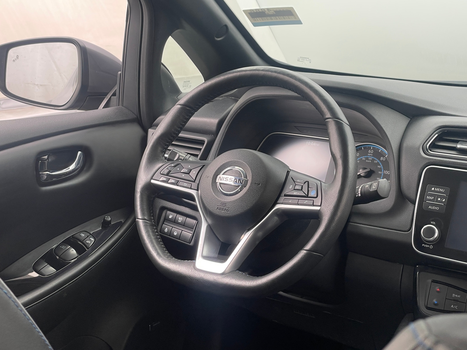 Thumbnail: 2021 Nissan Leaf - 4