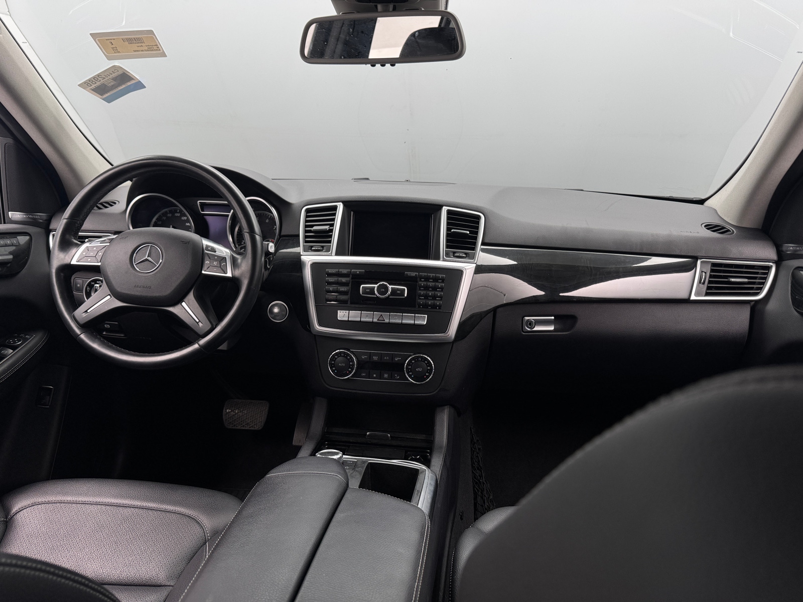 Thumbnail: 2015 Mercedes-Benz M-Class - 2