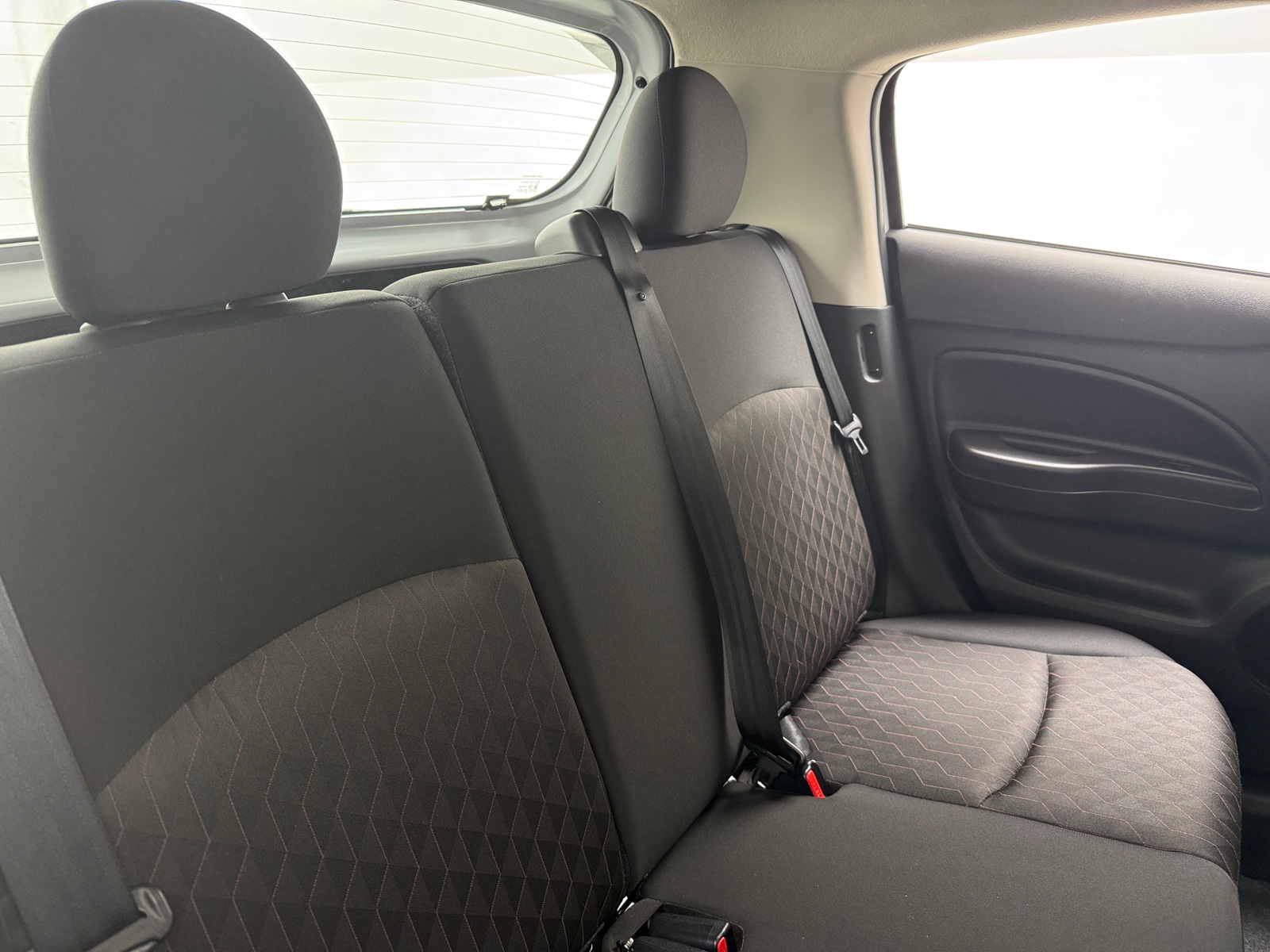 Thumbnail: 2023 Mitsubishi Mirage - 6