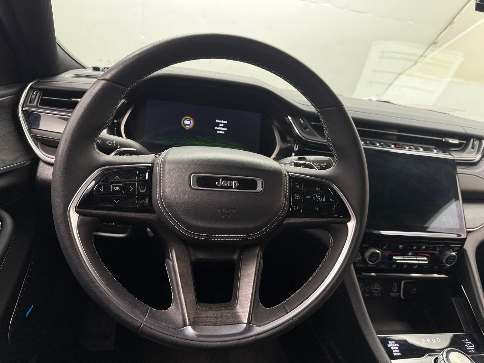 Thumbnail: 2022 Jeep Grand Cherokee - 4