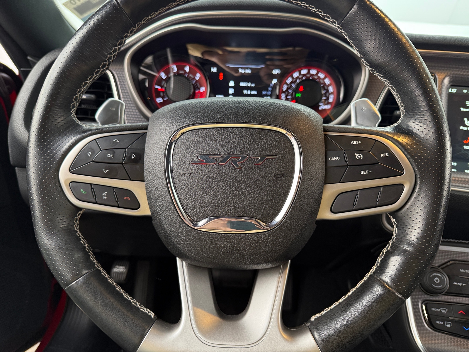 Thumbnail: 2019 Dodge Challenger - 3