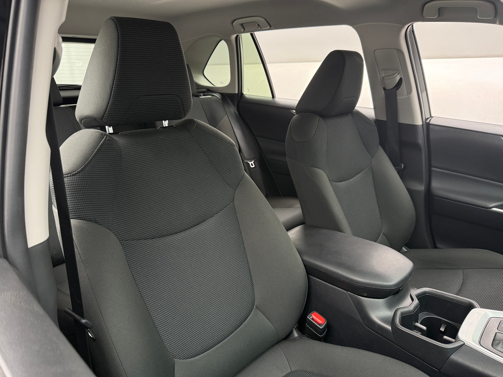 Thumbnail: 2025 Toyota RAV4 - 2