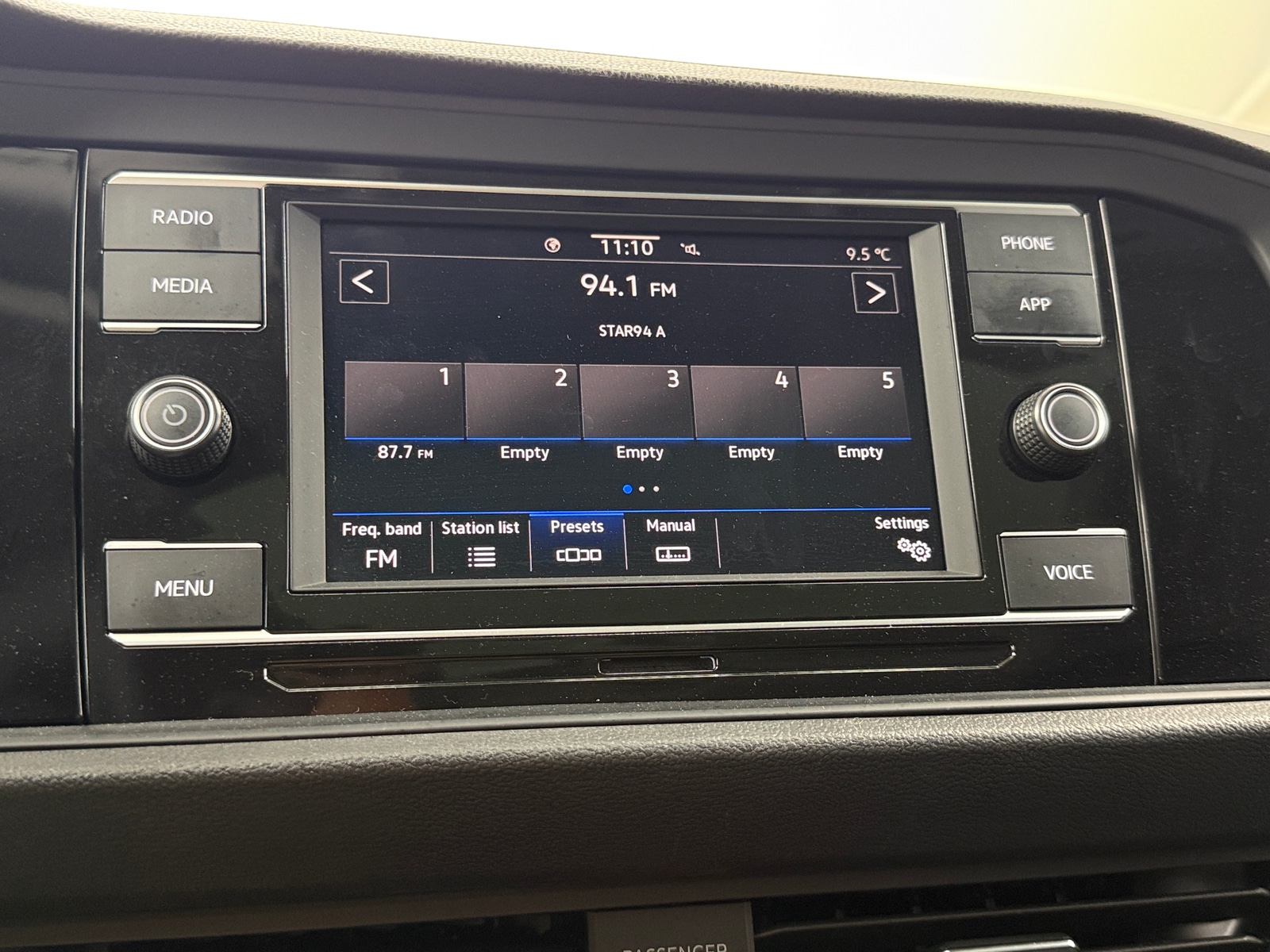 Thumbnail: 2024 Volkswagen Jetta - 3