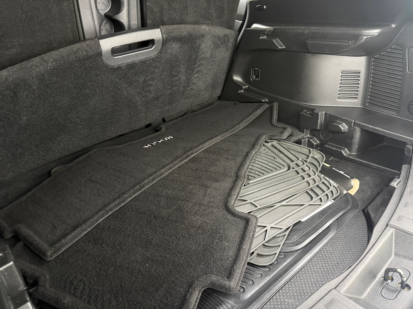 Thumbnail: 2017 Nissan Rogue - 7