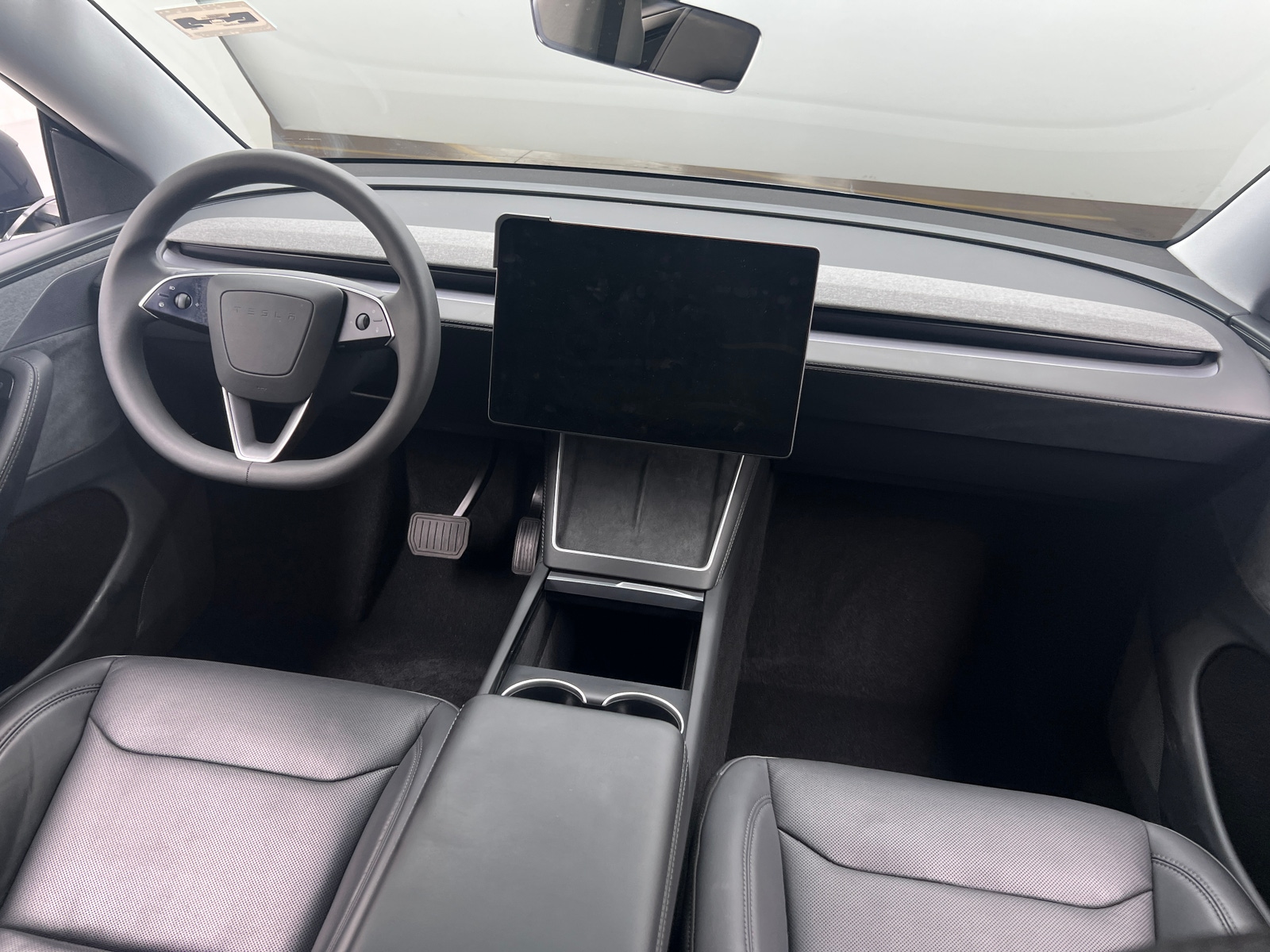 Thumbnail: 2026 Tesla Model Y - 2