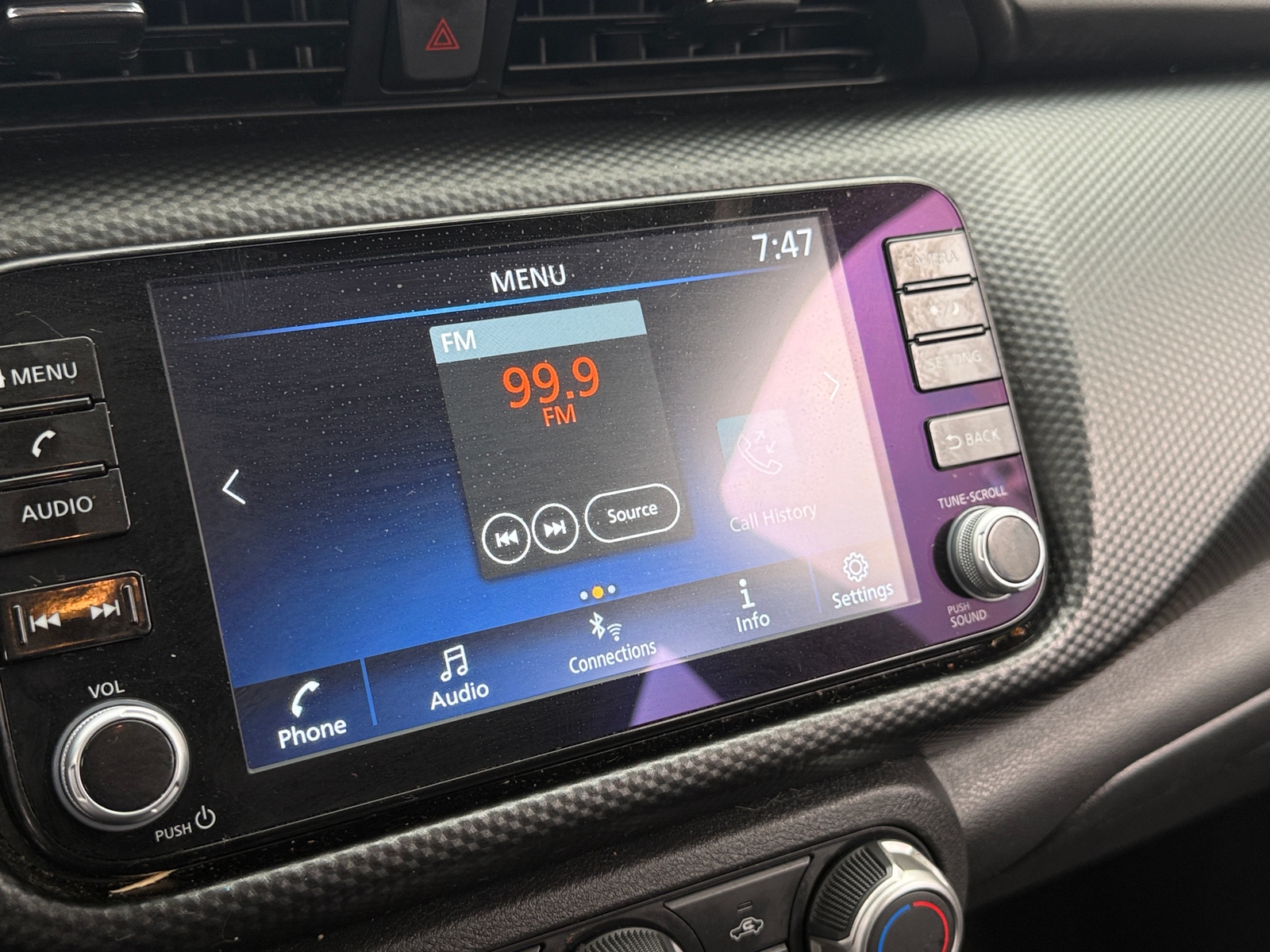 Thumbnail: 2024 Nissan Kicks - 4