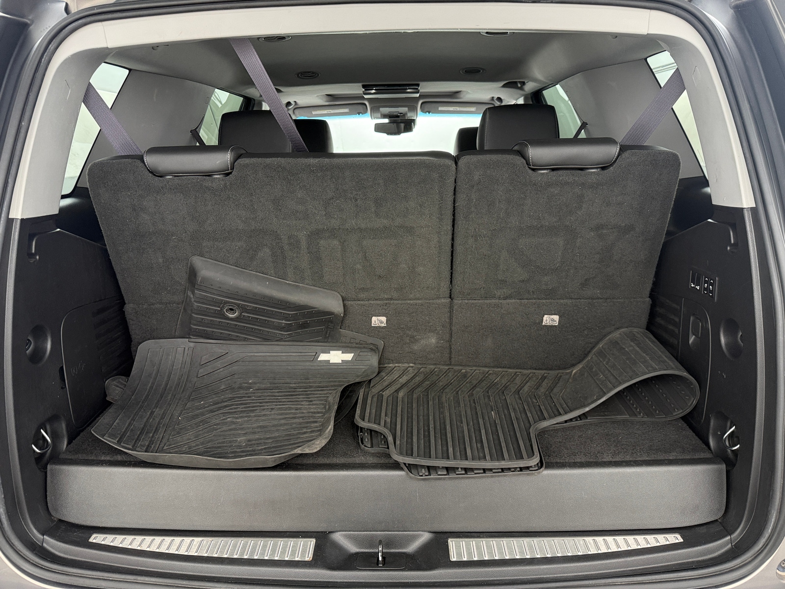 Thumbnail: 2017 Chevrolet Tahoe - 6