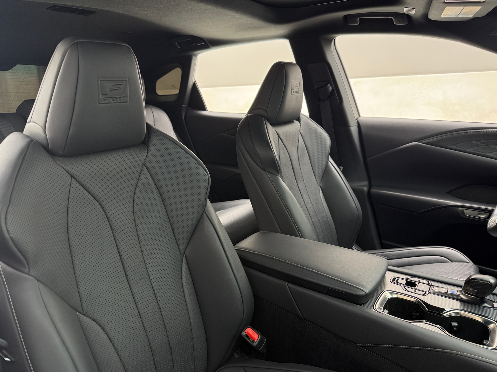 Thumbnail: 2023 Lexus RX - 2