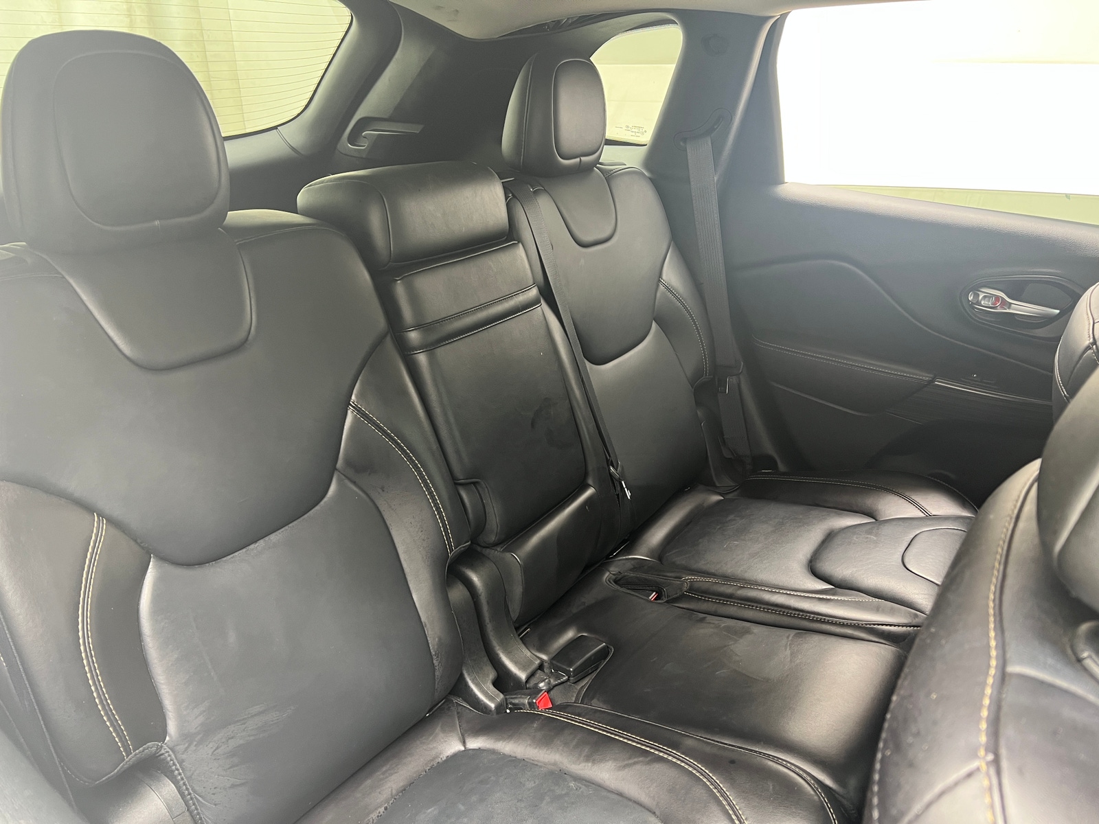 Thumbnail: 2016 Jeep Cherokee - 5