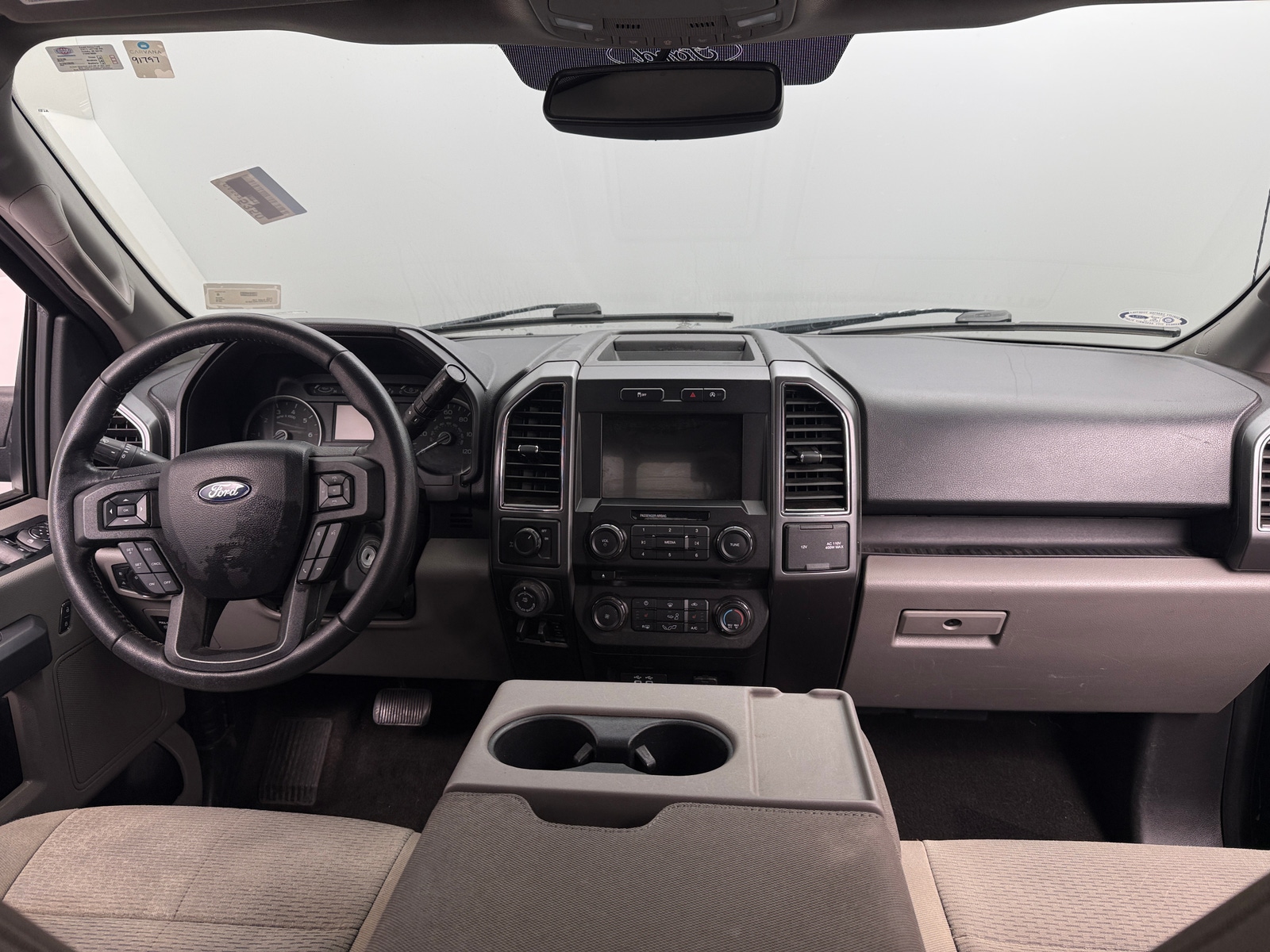 Thumbnail: 2018 Ford Econoline - 3