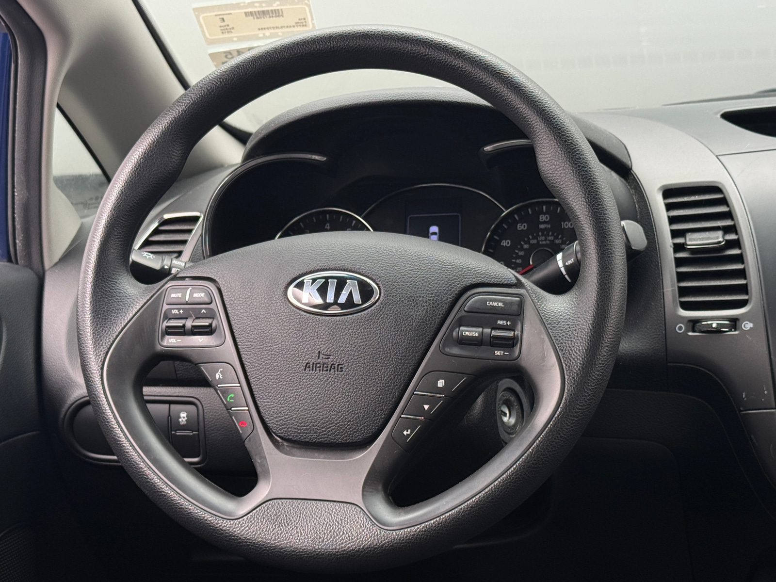 Thumbnail: 2018 Kia Forte - 5