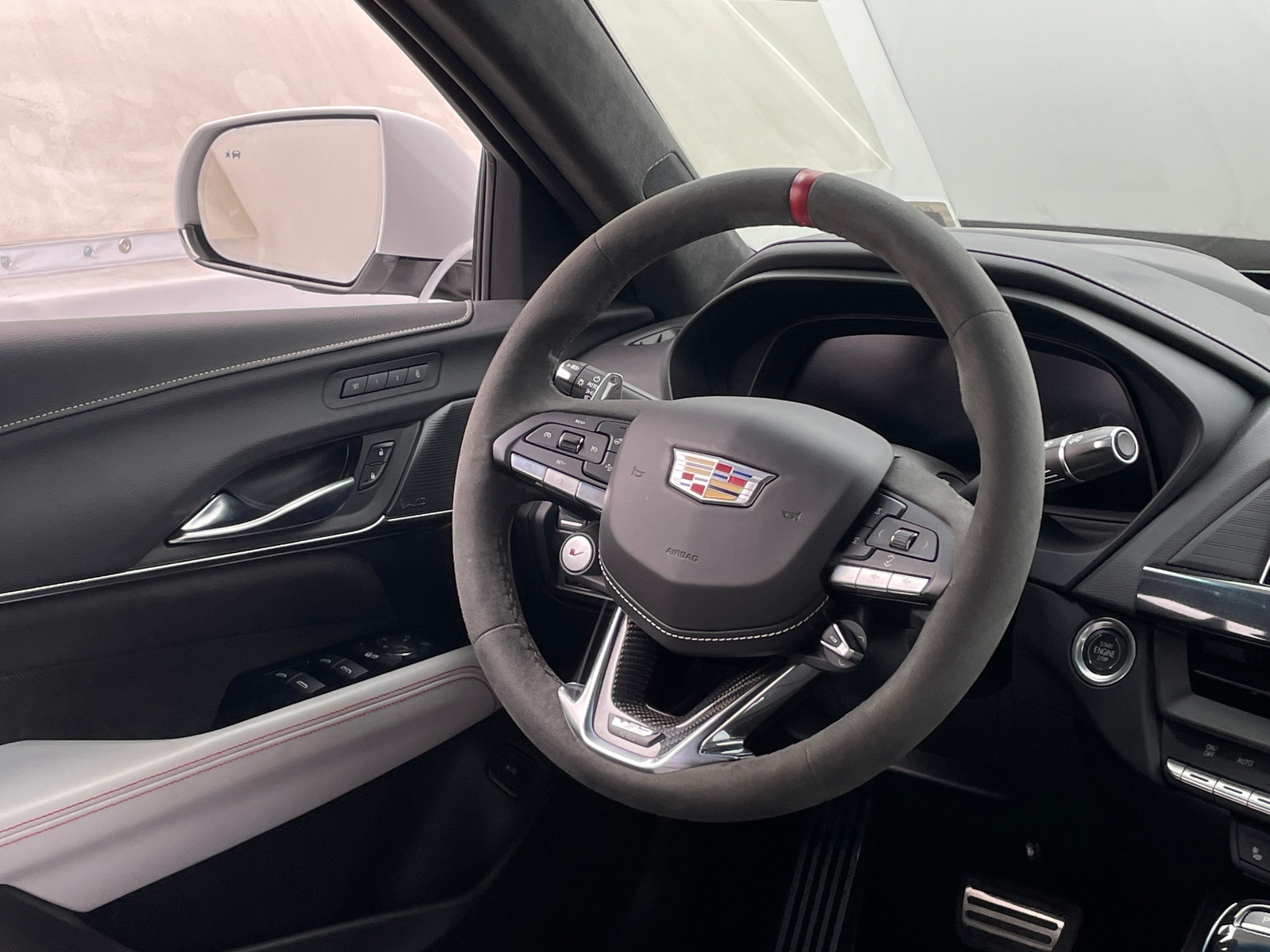 Thumbnail: 2023 Cadillac CT4 - 4