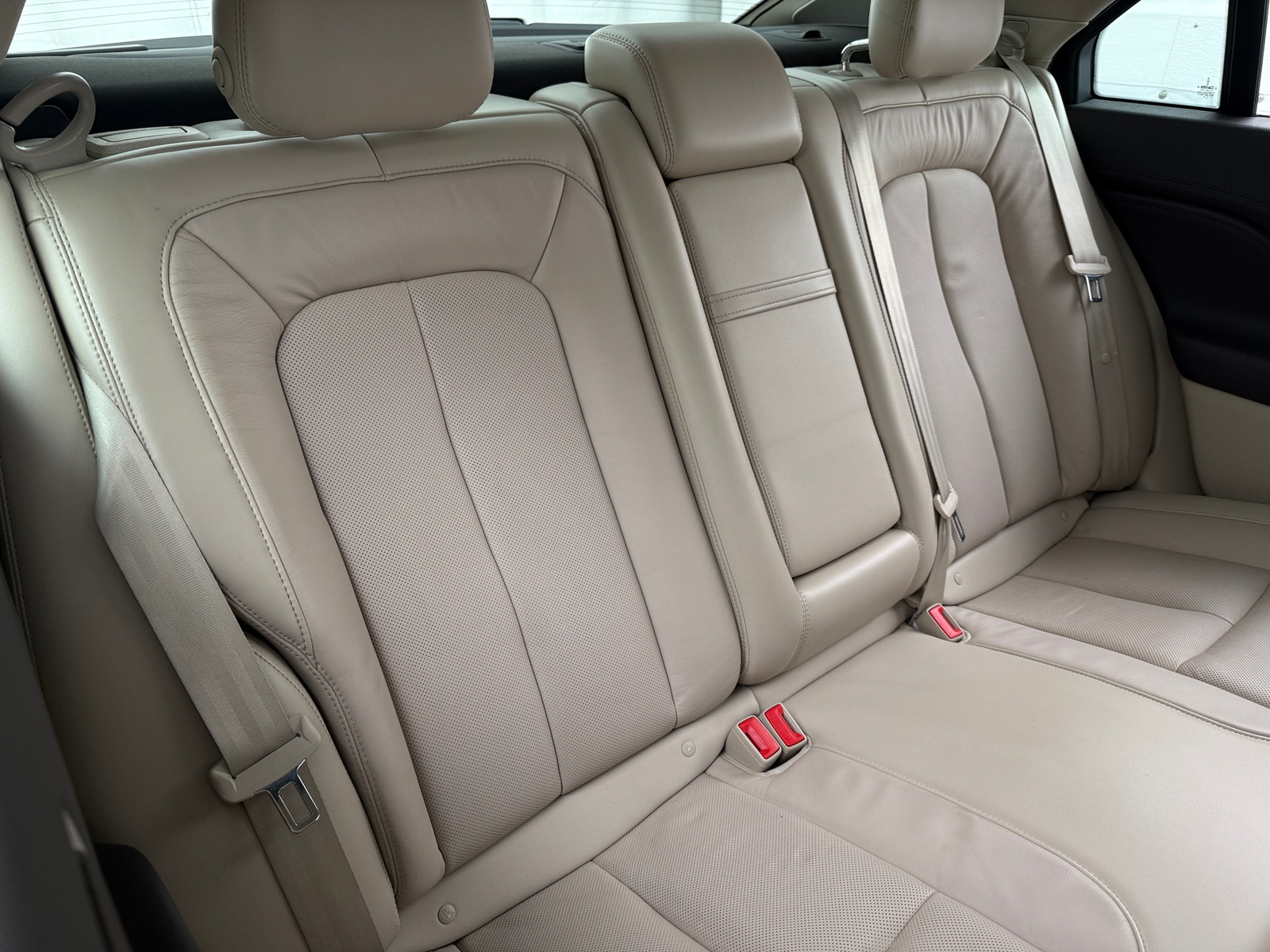 Thumbnail: 2019 Lincoln Continental - 5