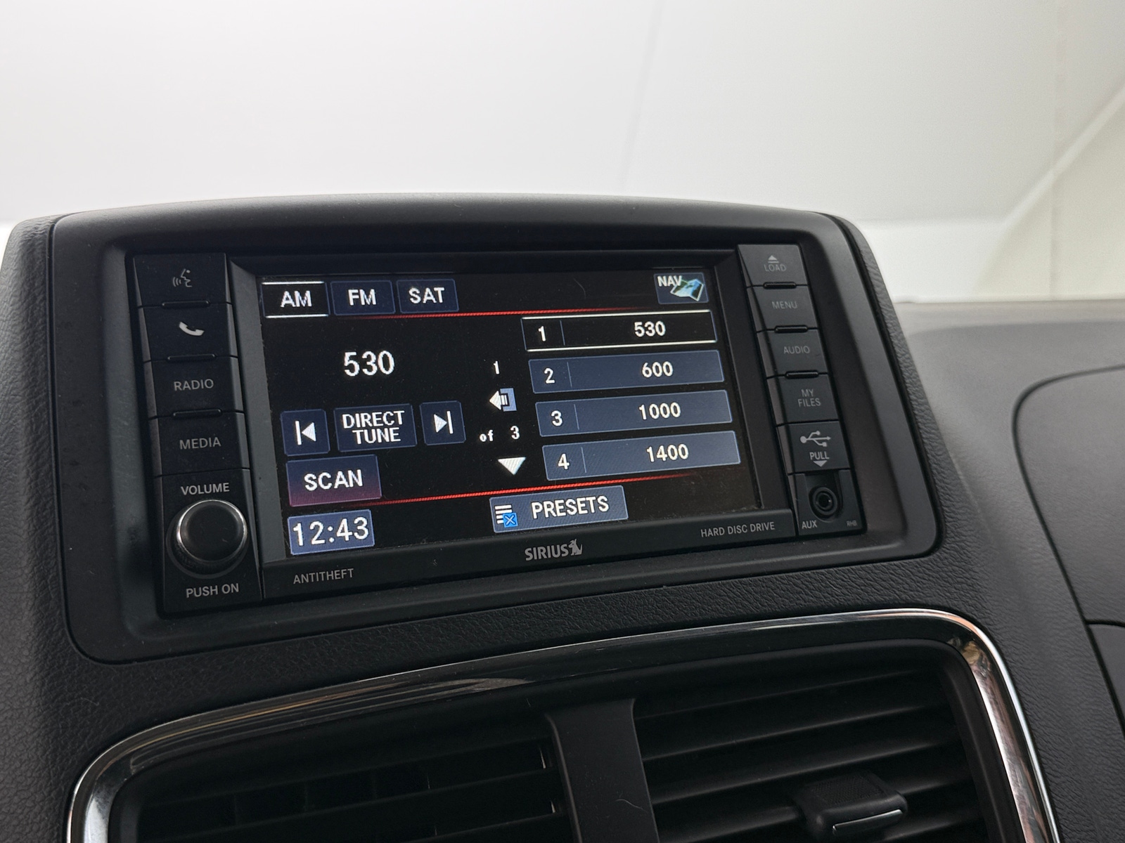 Thumbnail: 2016 Dodge Grand Caravan - 4