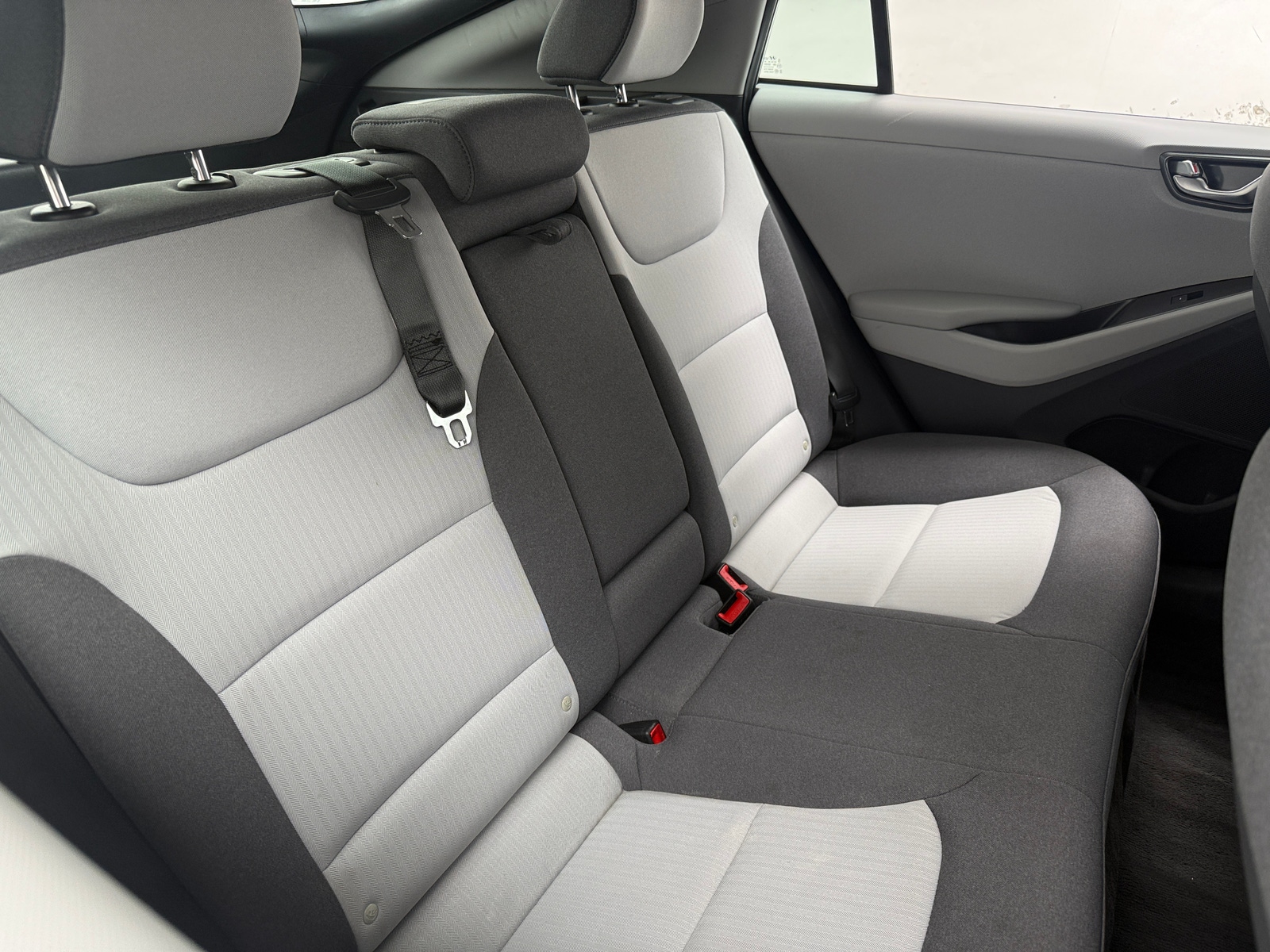 Thumbnail: 2020 Hyundai Ioniq - 6