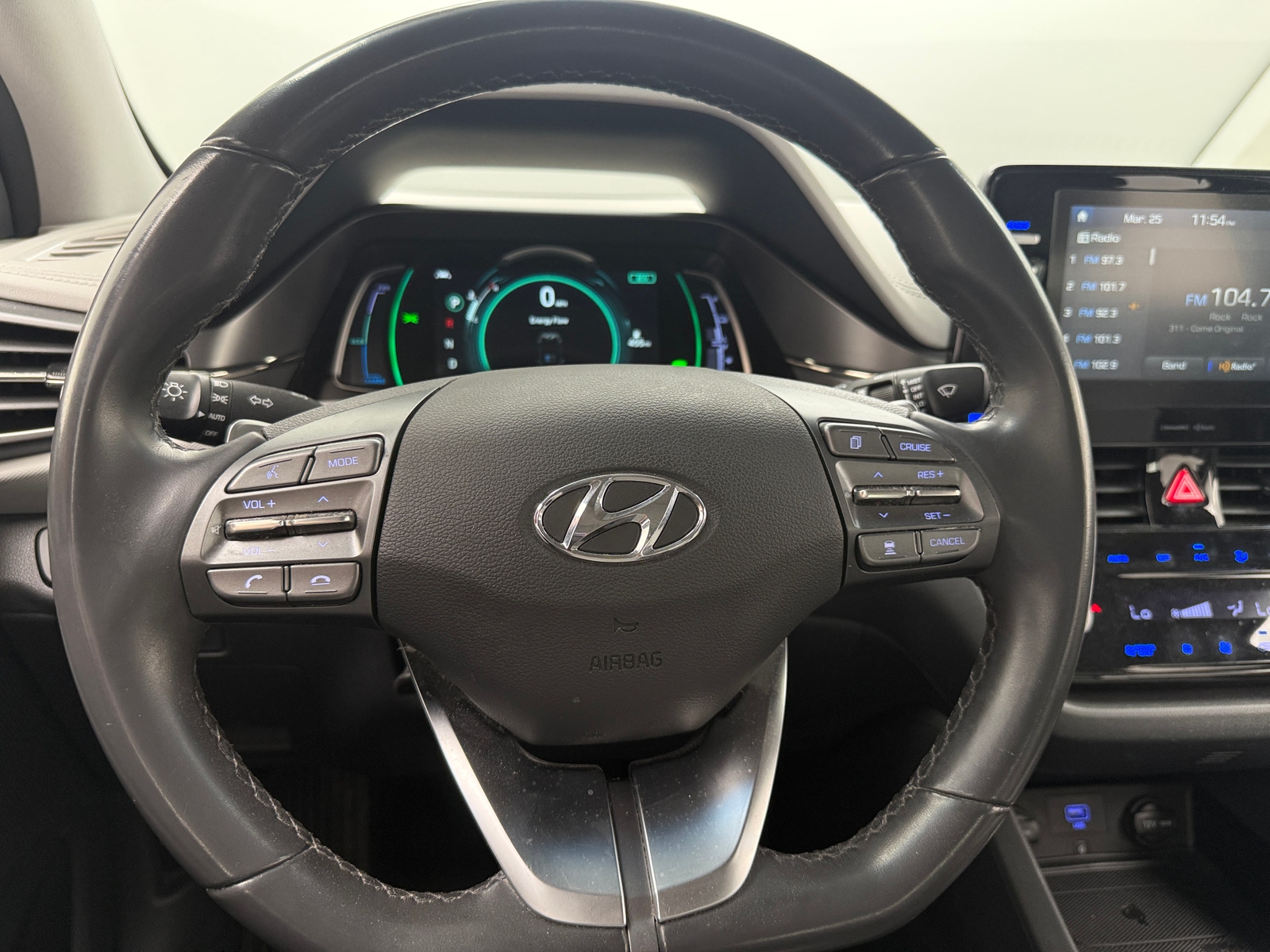 Thumbnail: 2020 Hyundai Ioniq - 5