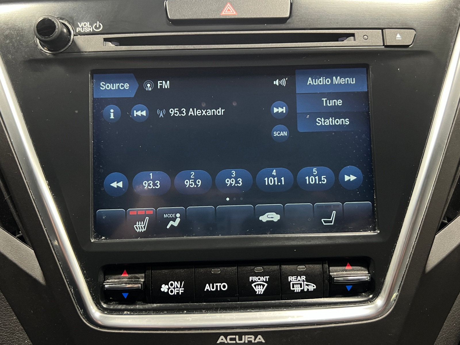 Thumbnail: 2020 Acura MDX - 3