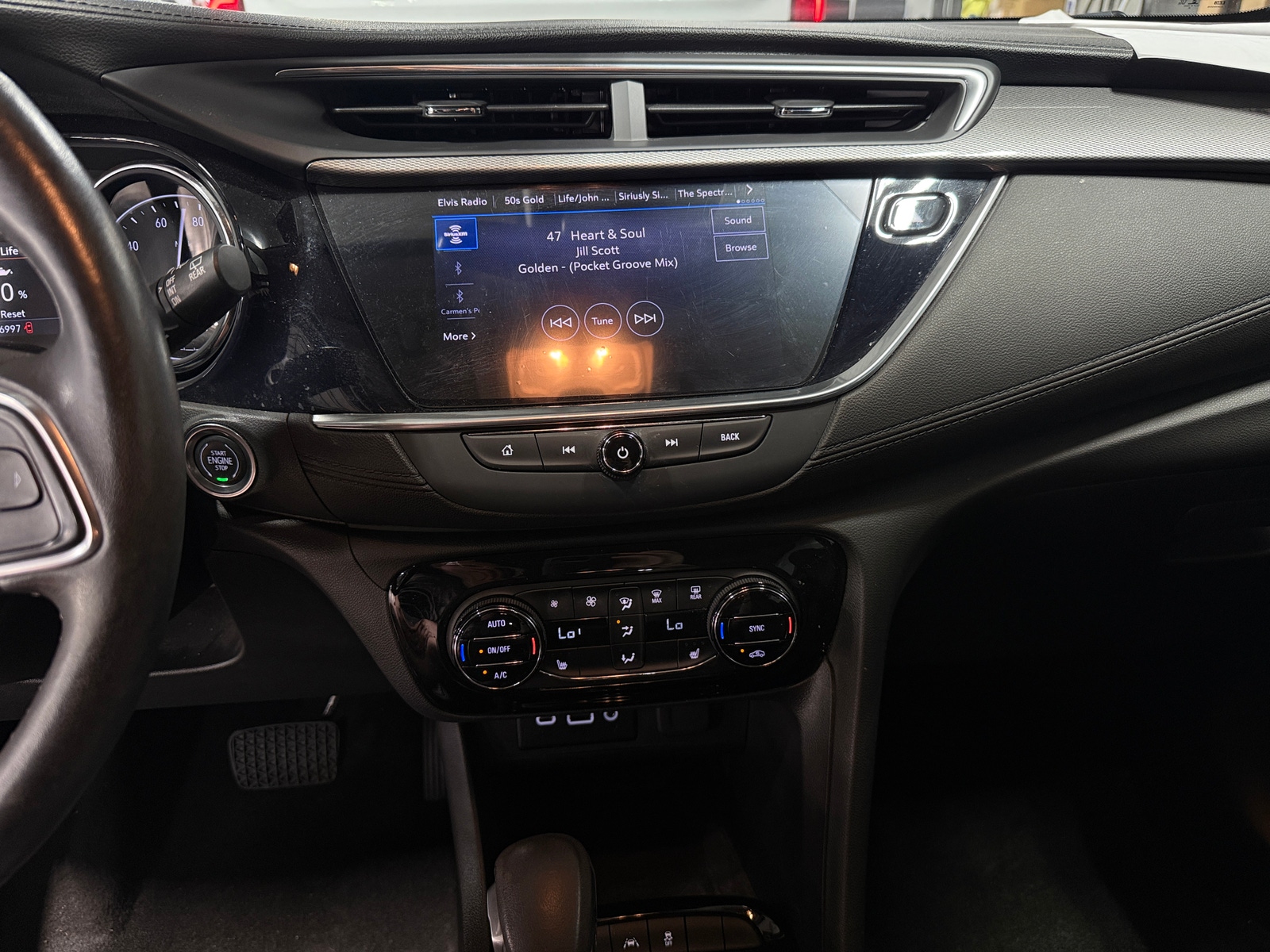 Thumbnail: 2020 Buick Encore GX - 3