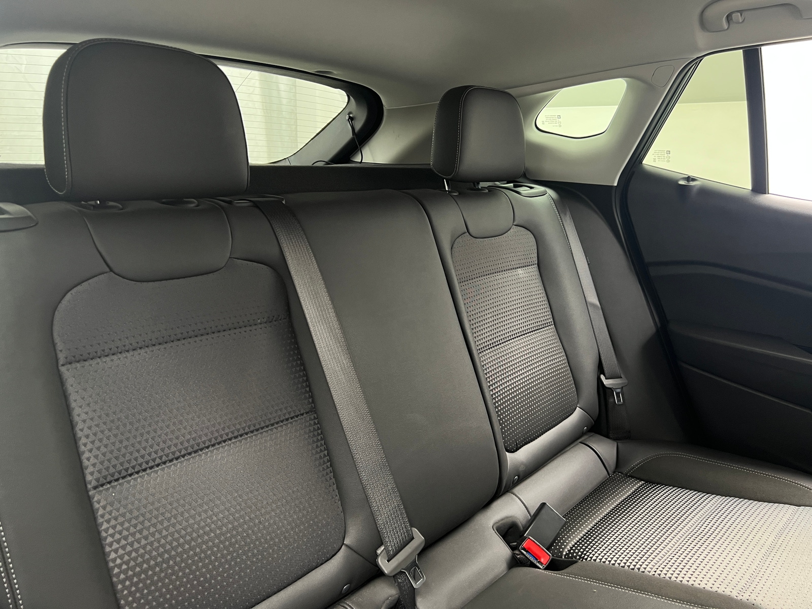 Thumbnail: 2025 Chevrolet Trax - 6