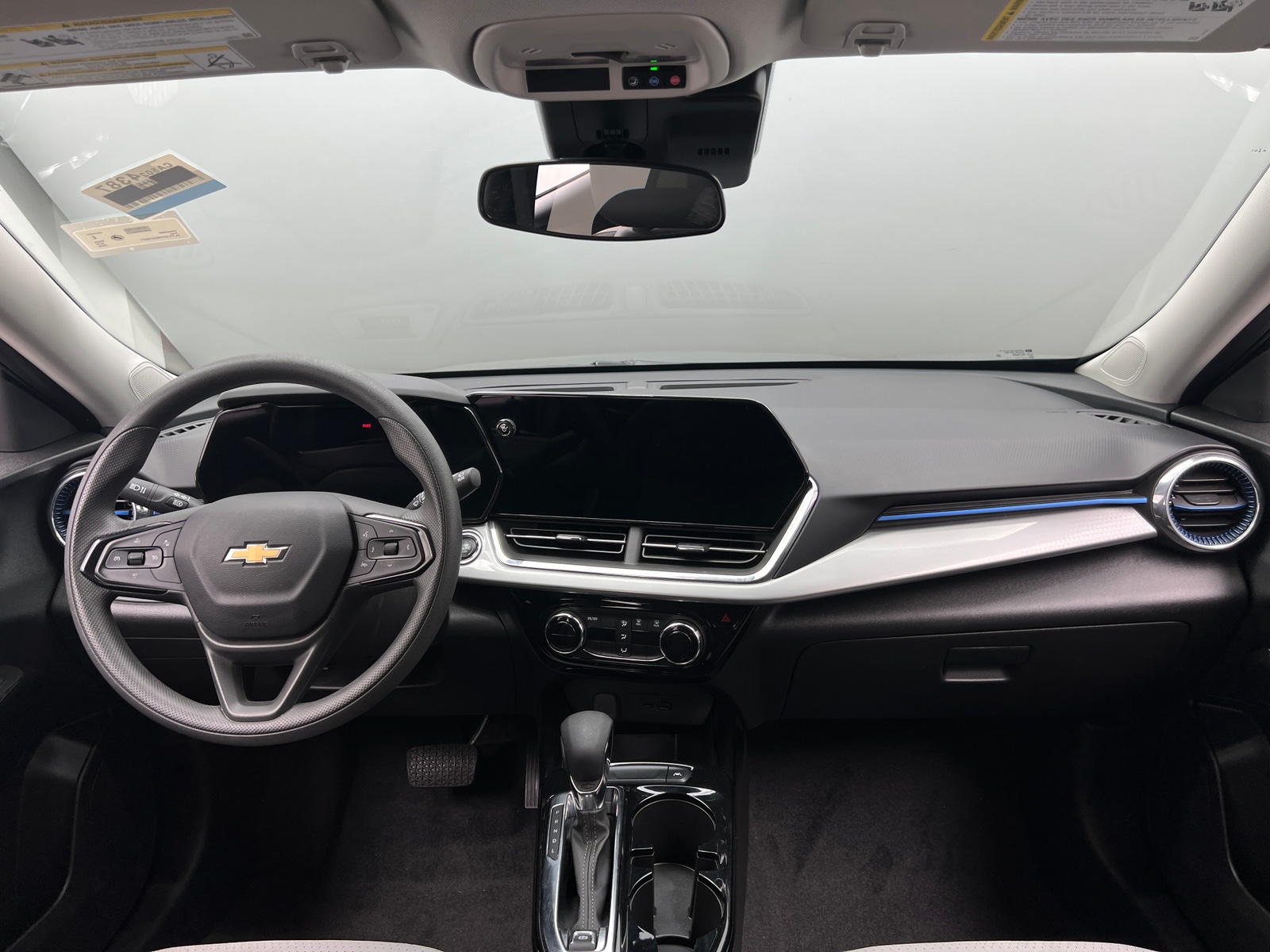 Thumbnail: 2025 Chevrolet Trax - 3