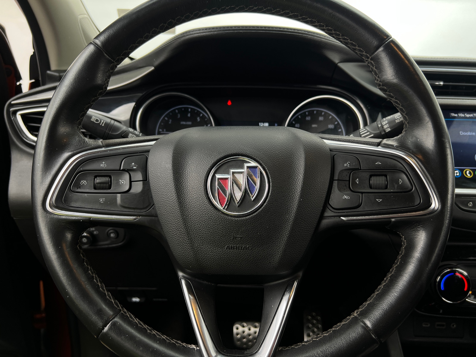 Thumbnail: 2022 Buick Encore GX - 5