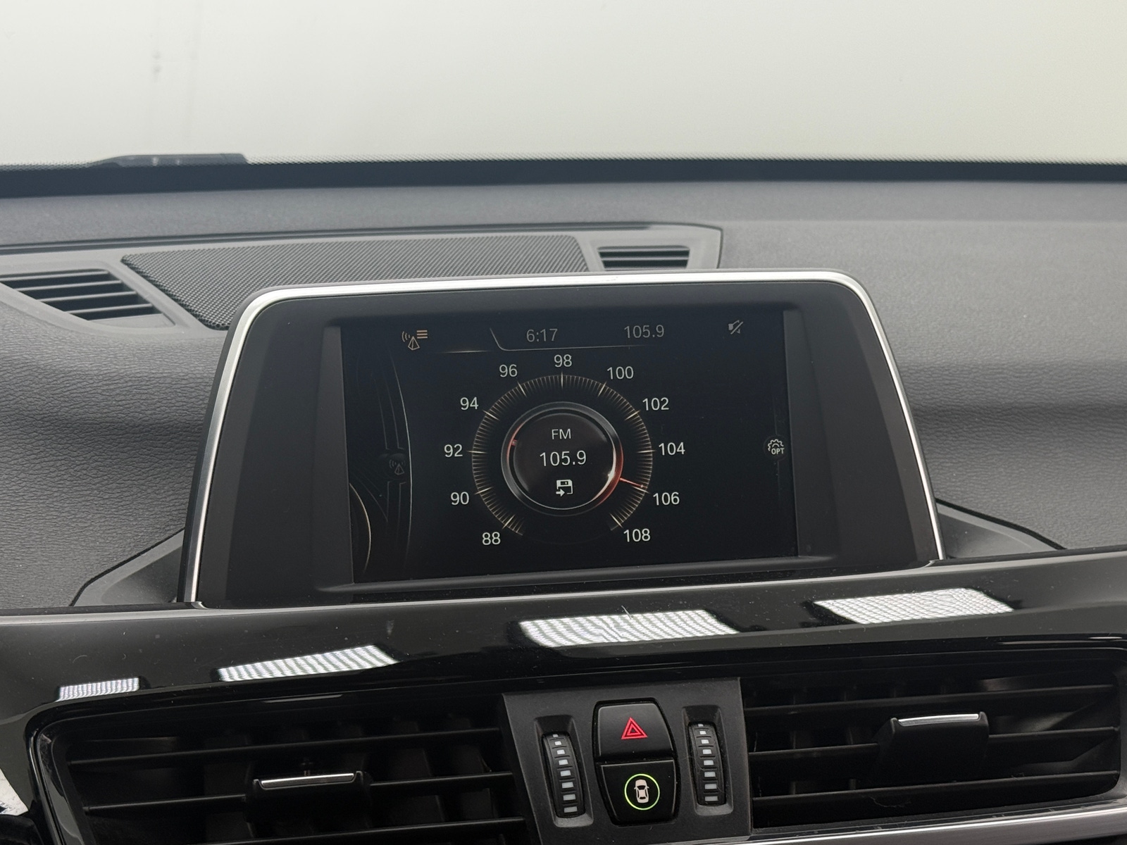 Thumbnail: 2016 BMW X1 - 3