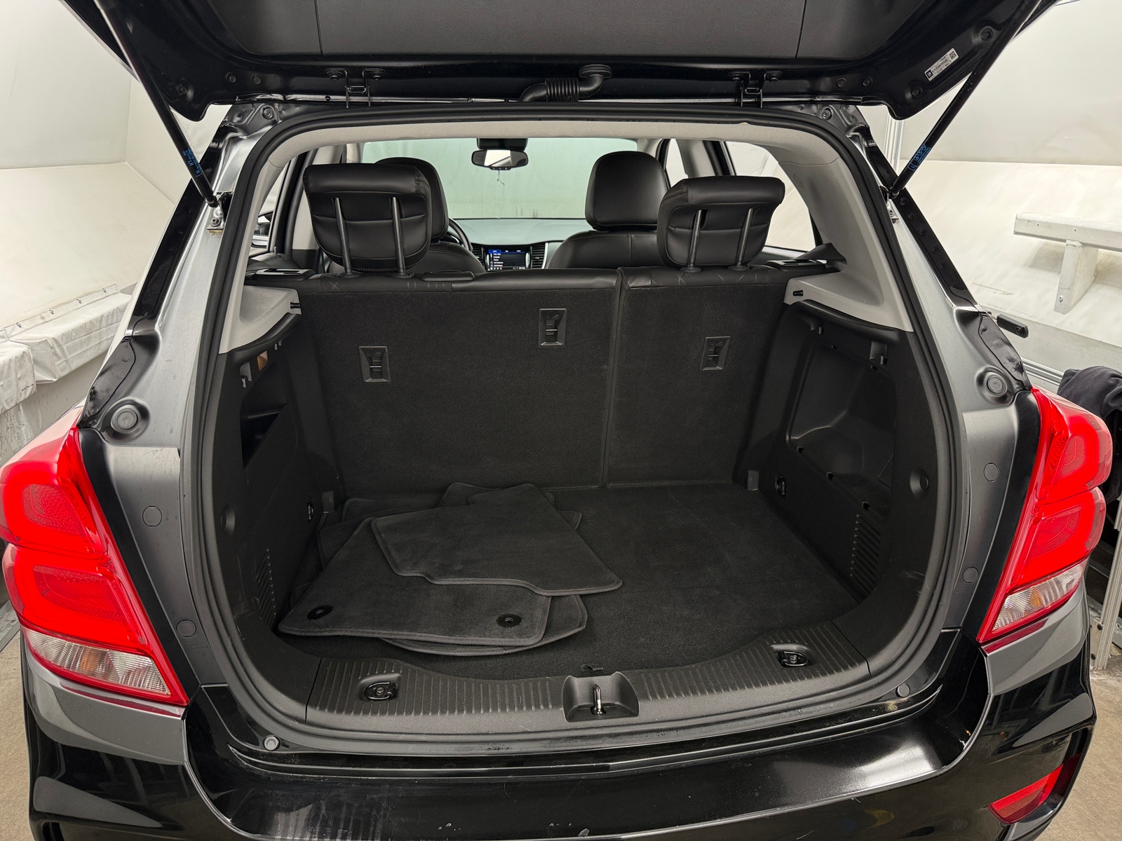 Thumbnail: 2020 Chevrolet Trax - 6