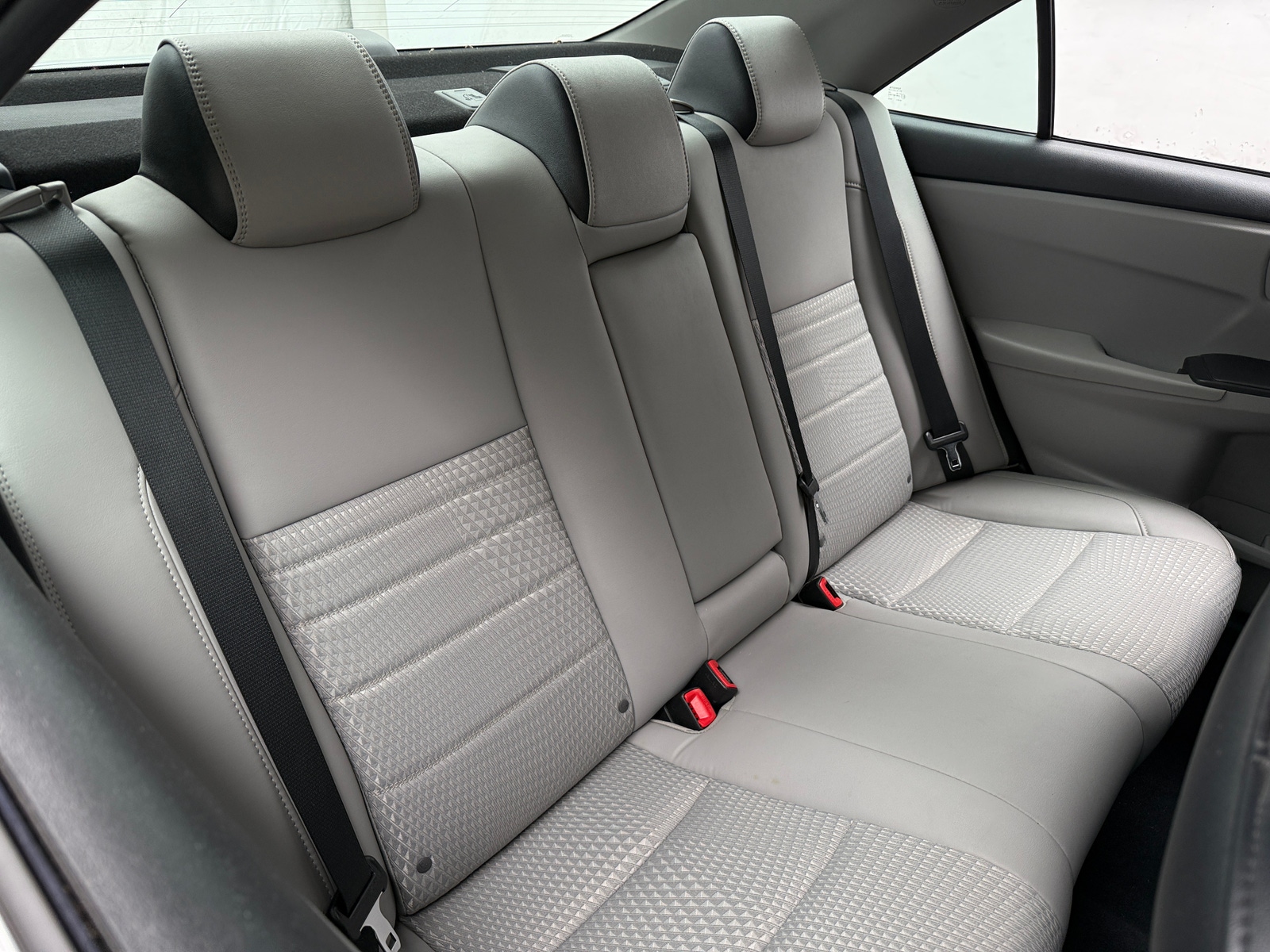 Thumbnail: 2015 Toyota Camry - 6