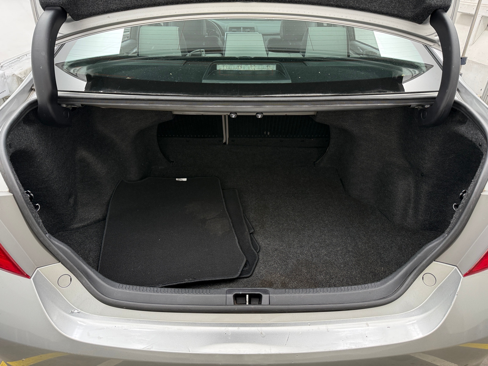 Thumbnail: 2015 Toyota Camry - 7