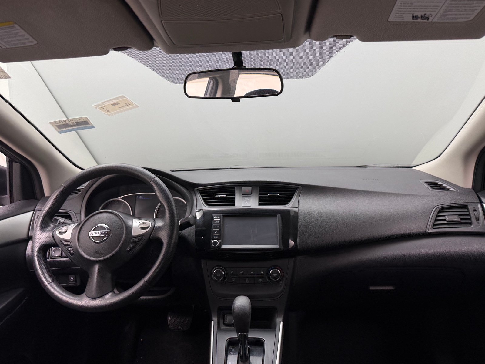 Thumbnail: 2019 Nissan Sentra - 3