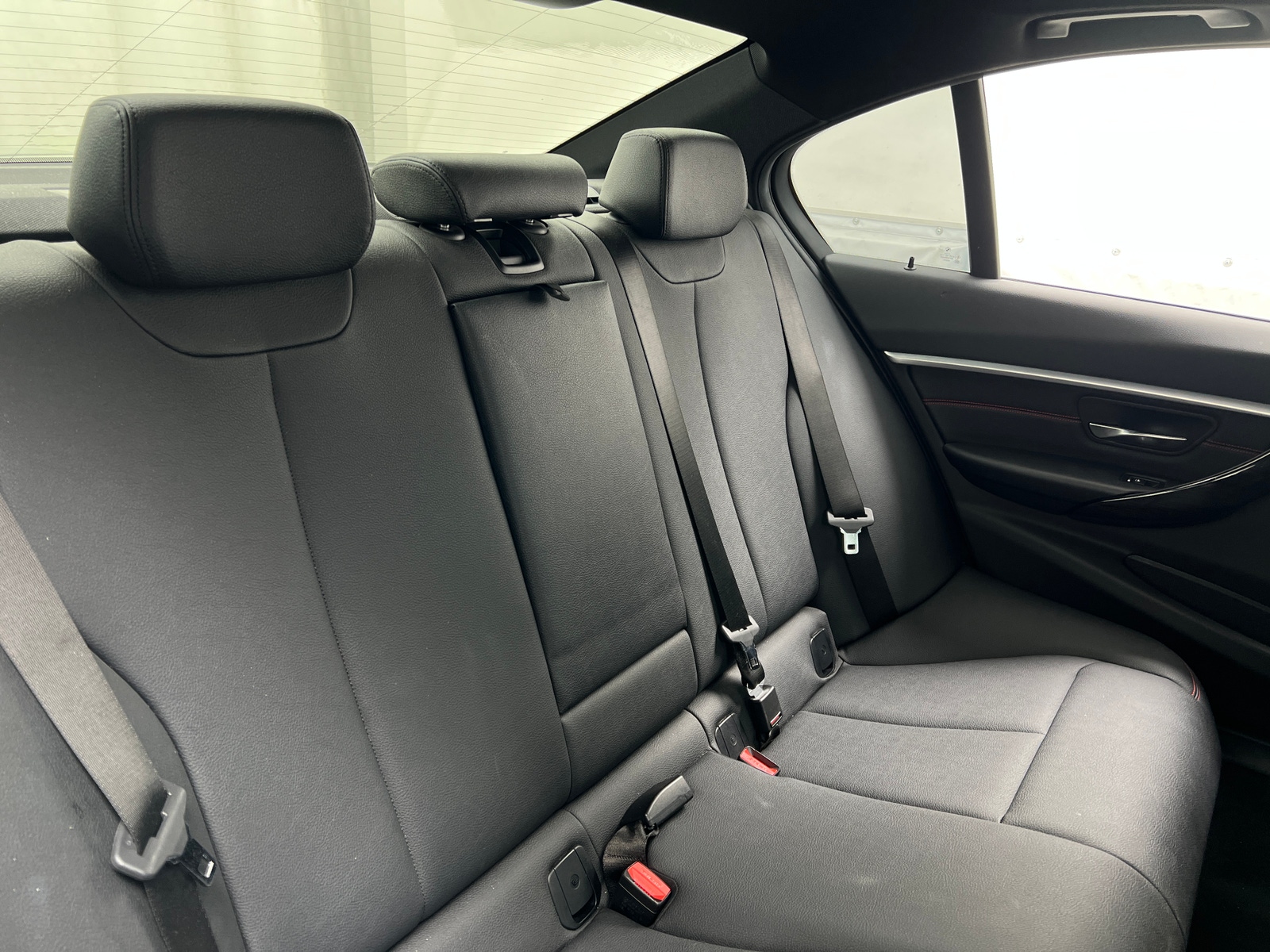 Thumbnail: 2017 BMW 3 Series - 5