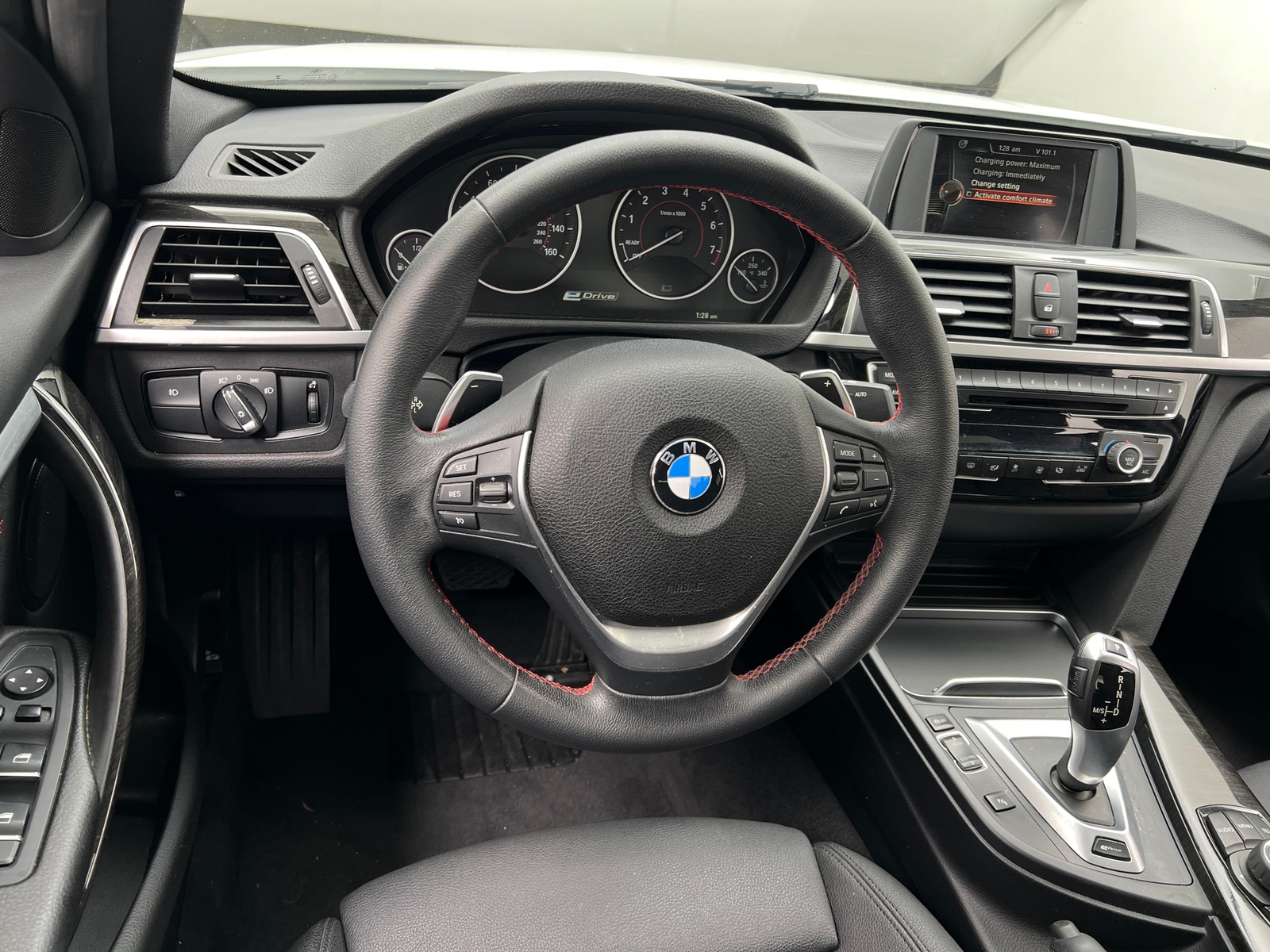 Thumbnail: 2017 BMW 3 Series - 4