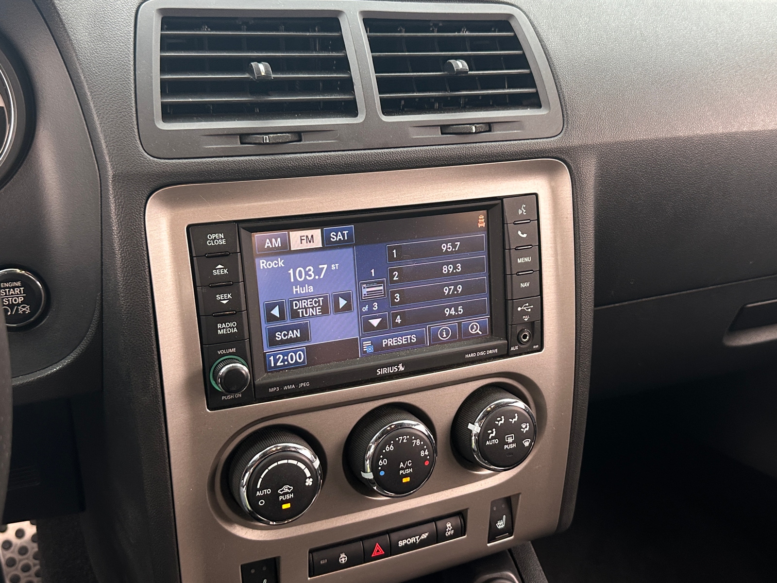 Thumbnail: 2014 Dodge Challenger - 2