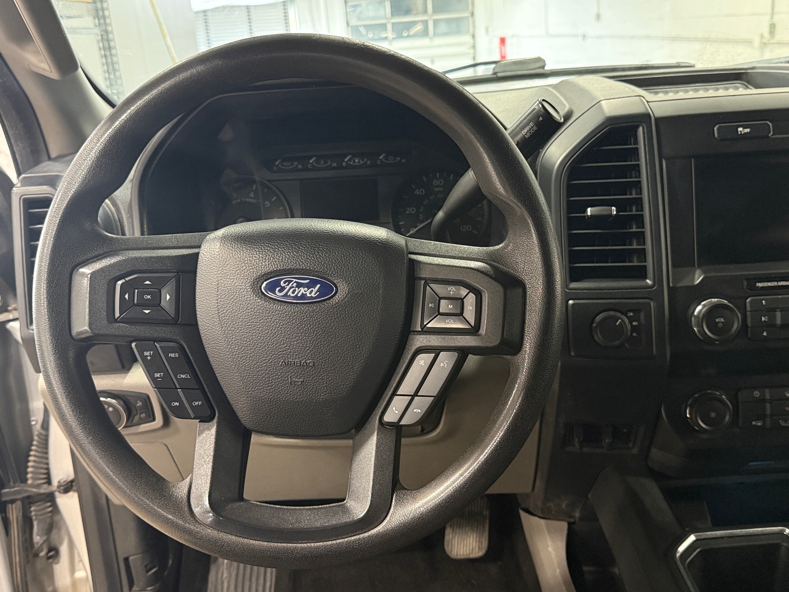 Thumbnail: 2019 Ford Econoline - 5