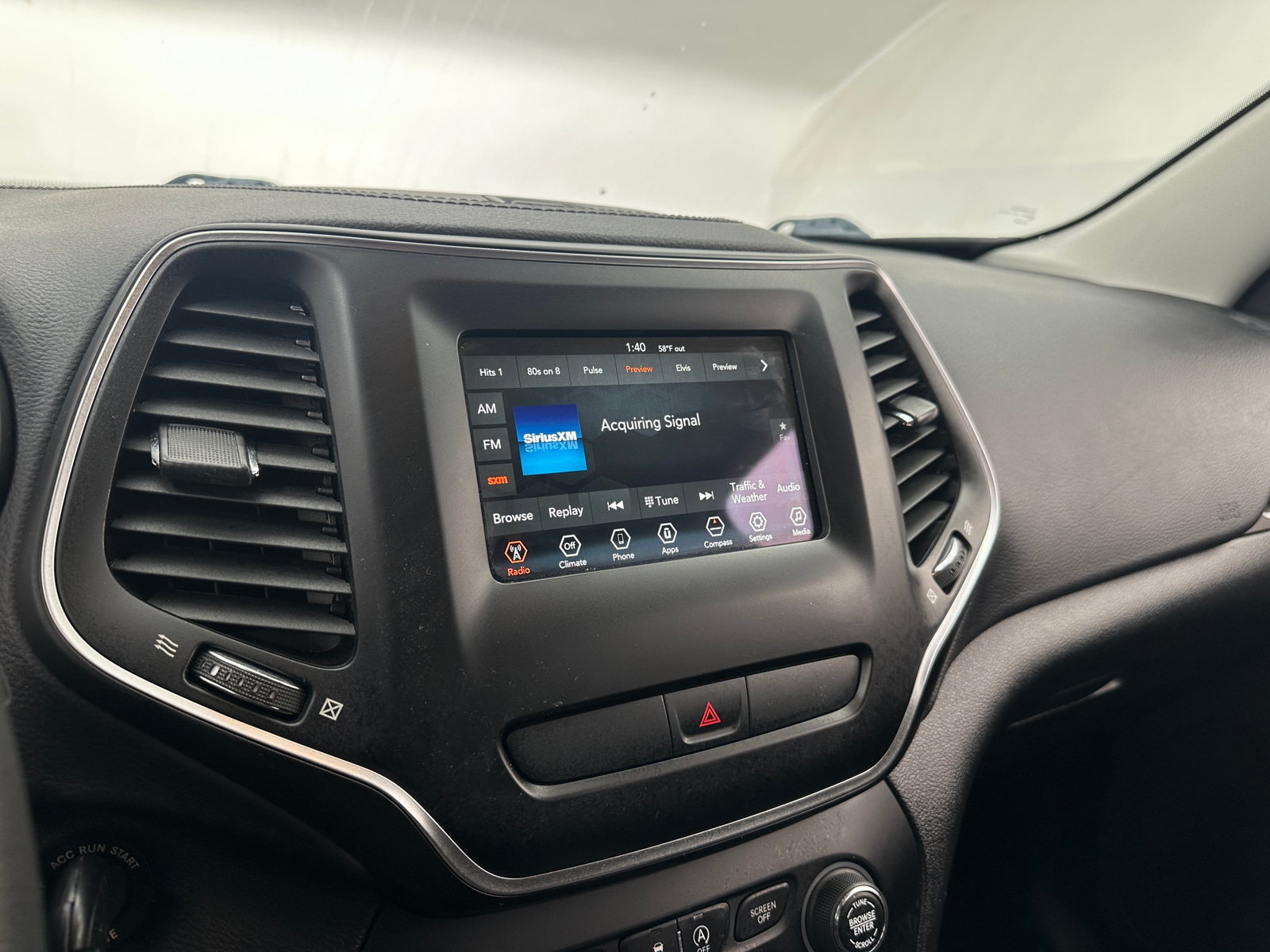 Thumbnail: 2020 Jeep Cherokee - 4