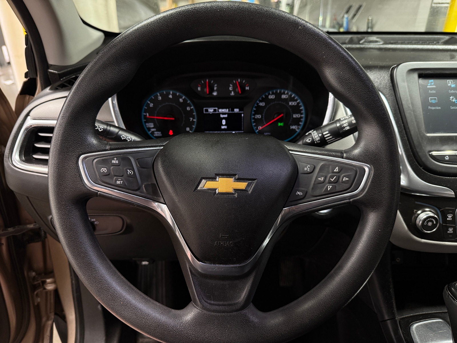 Thumbnail: 2018 Chevrolet Equinox - 5