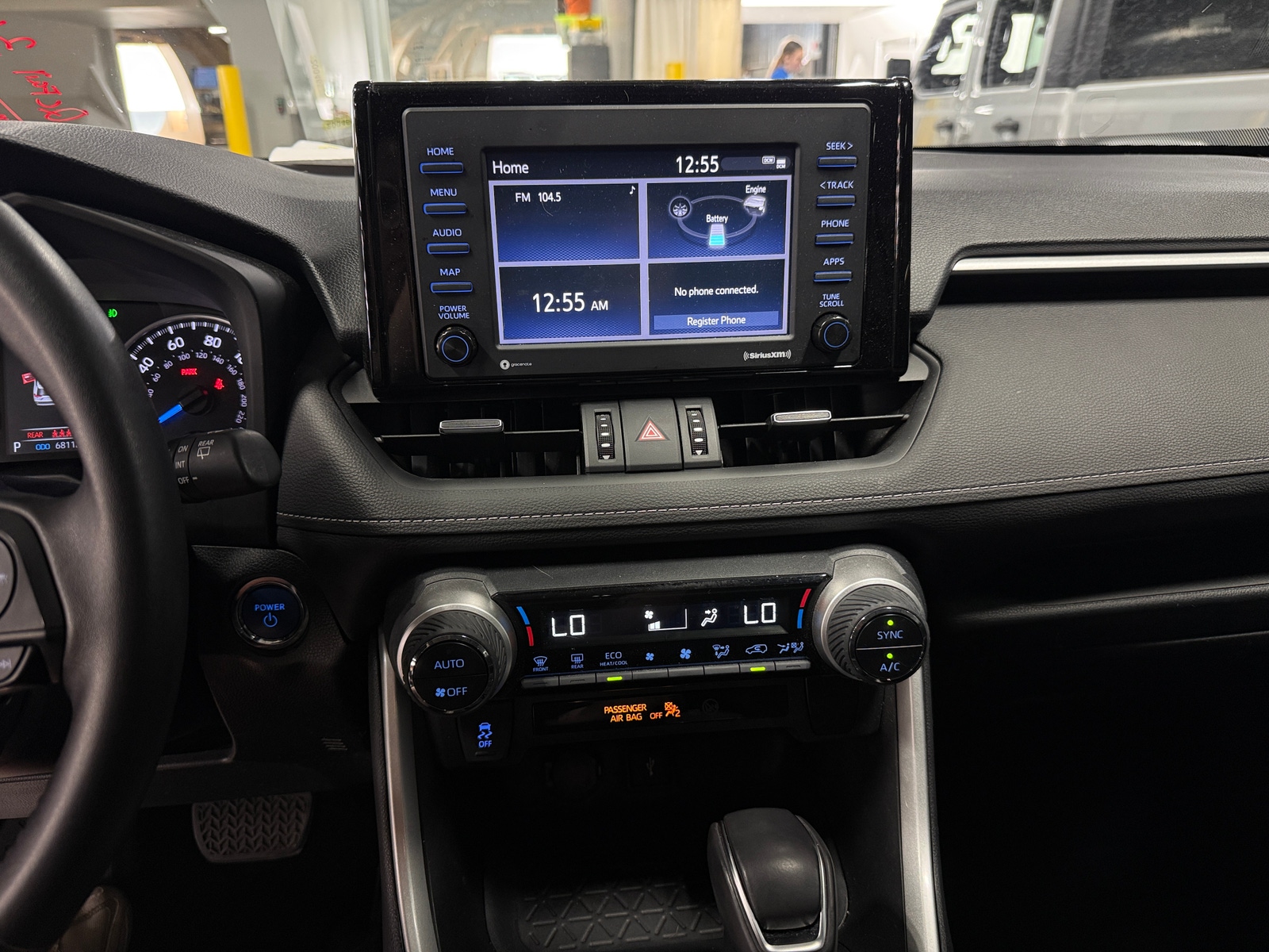 Thumbnail: 2021 Toyota RAV4 - 3