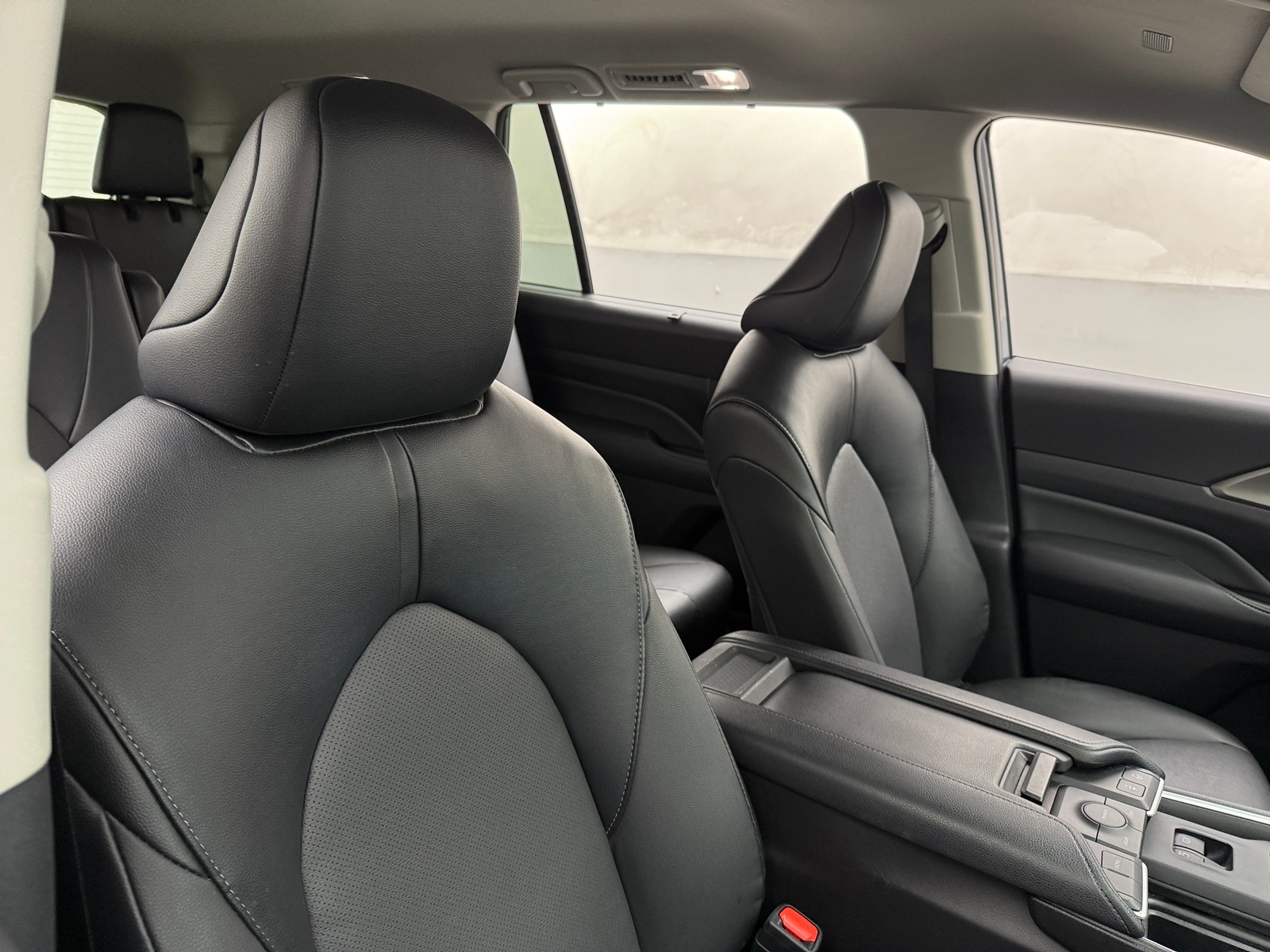 Thumbnail: 2025 Toyota Grand Highlander - 2