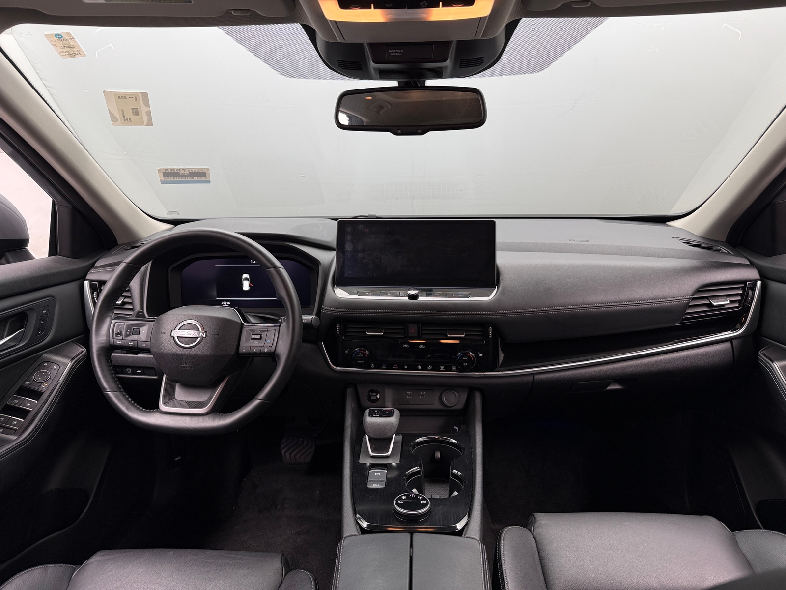 Thumbnail: 2025 Nissan Rogue - 2