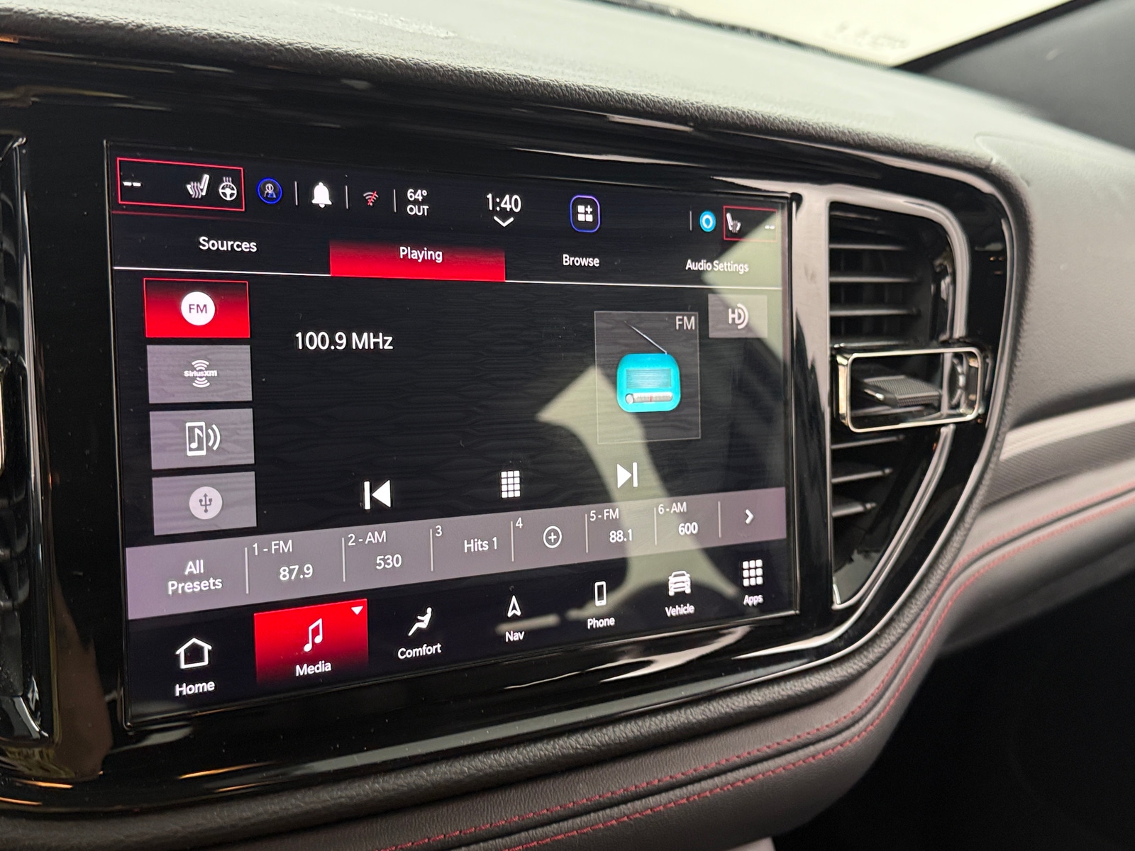 Thumbnail: 2023 Dodge Durango - 3