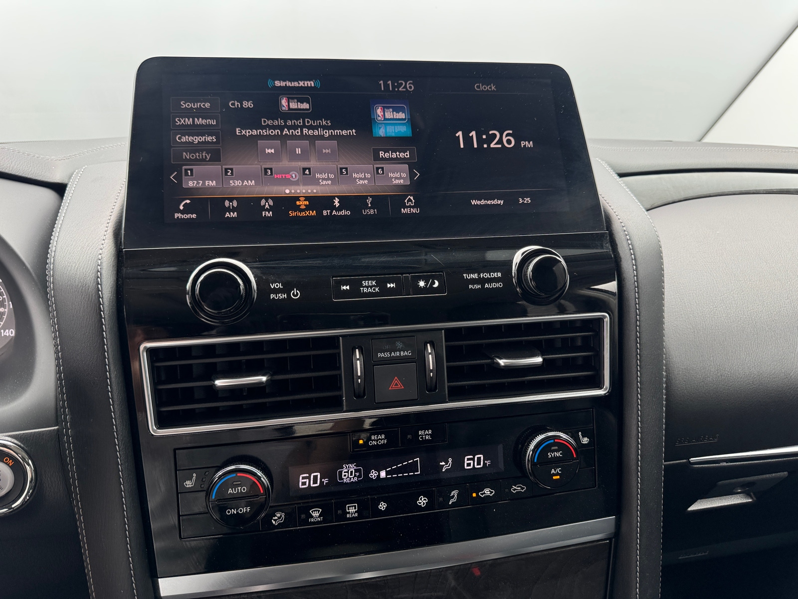 Thumbnail: 2022 INFINITI QX80 - 3