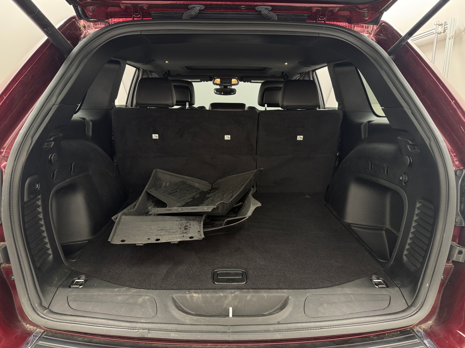 Thumbnail: 2021 Jeep Grand Cherokee - 6