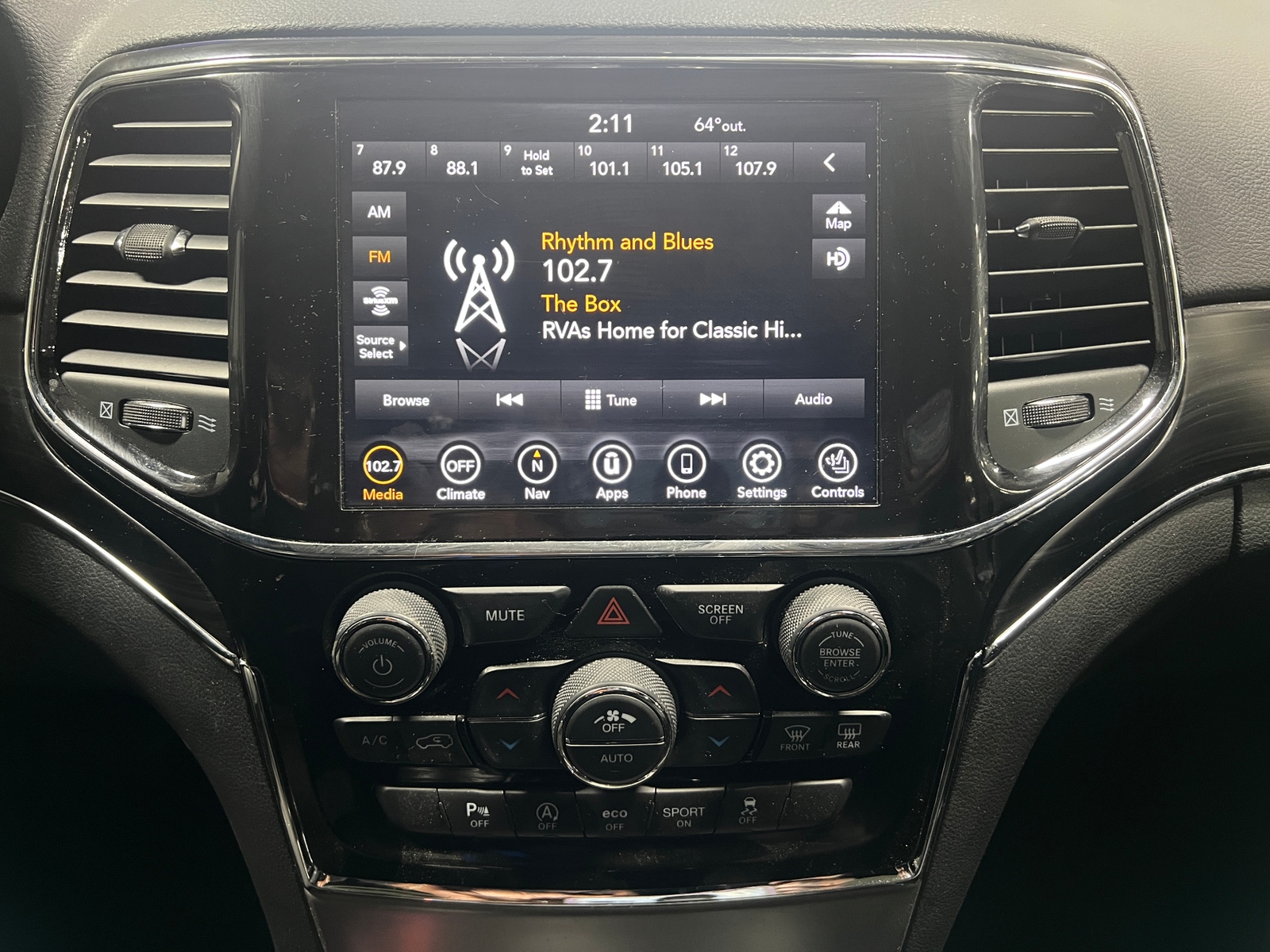 Thumbnail: 2021 Jeep Grand Cherokee - 3