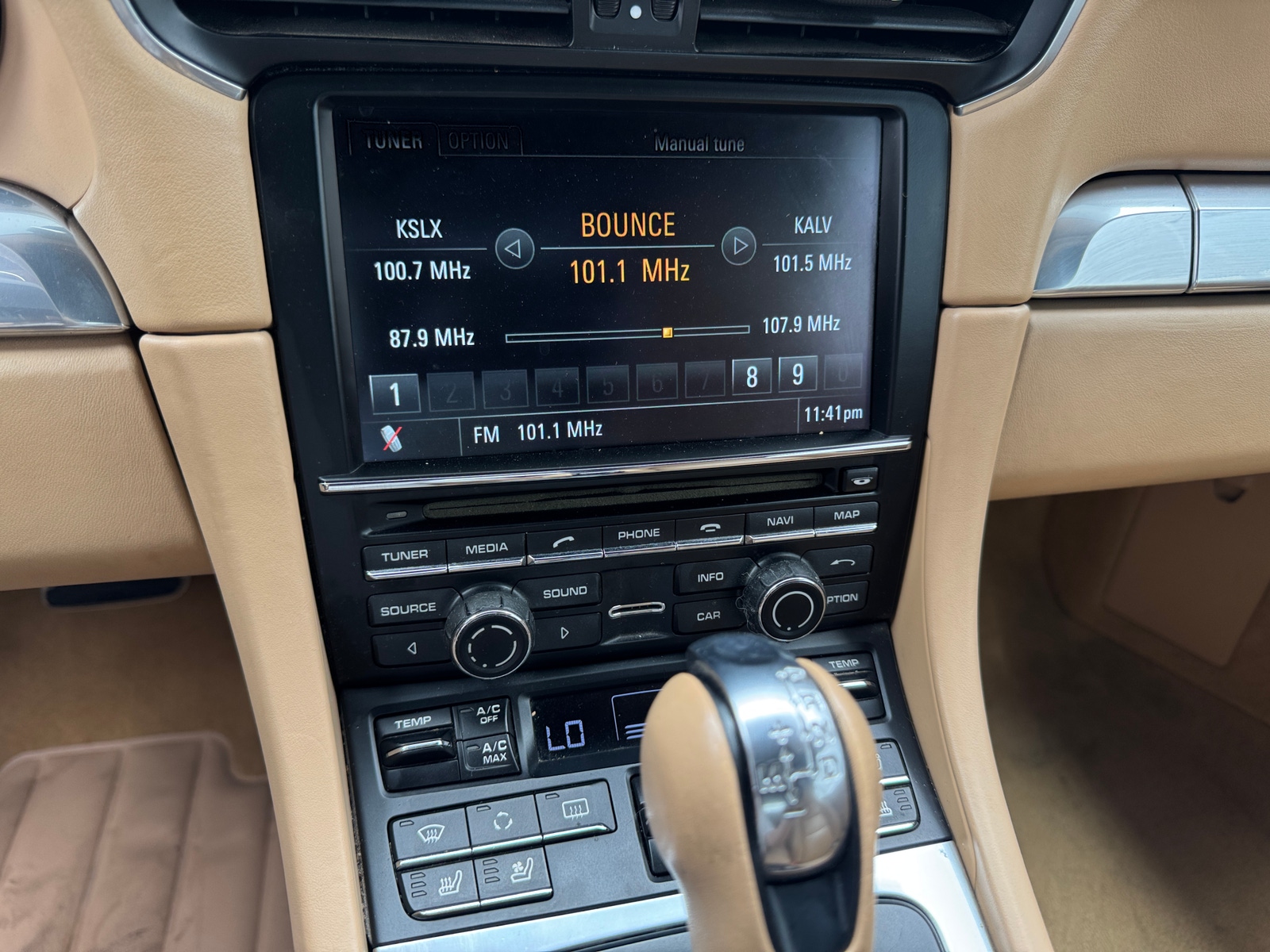 Thumbnail: 2013 Porsche 911 - 3