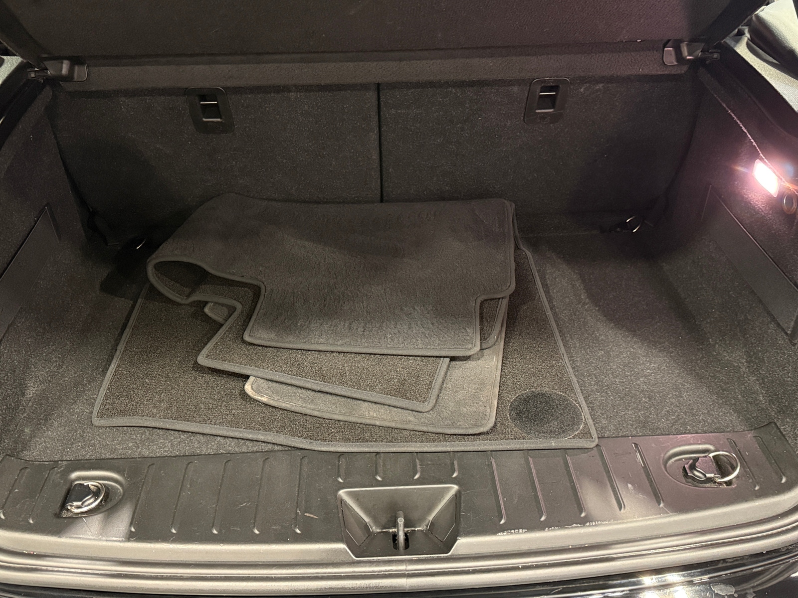 Thumbnail: 2019 BMW i3 - 7